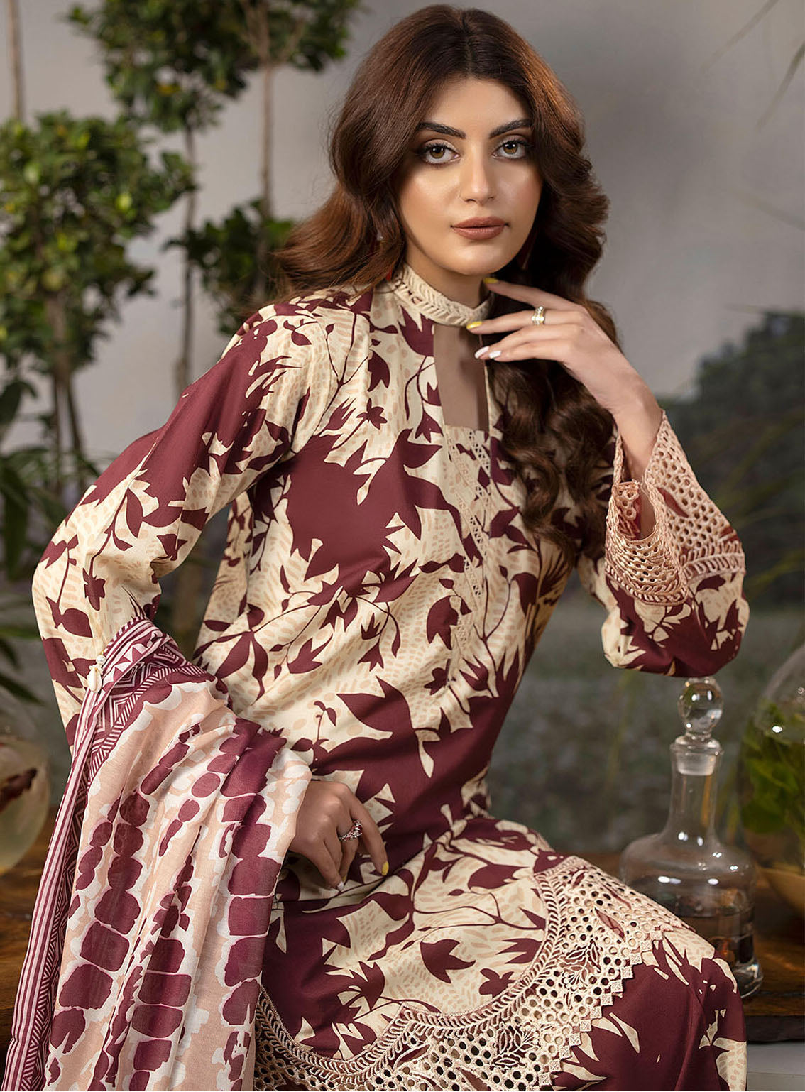 Mehr By Sahane Embroidered Lawn 3 Piece Unstitched Suit SNE24M CT-9002 DIVINE SPLENDOR Mehr By Sahane Embroidered Lawn 3 Piece Unstitched Suit SNE24M CT-9002 DIVINE SPLENDOR
