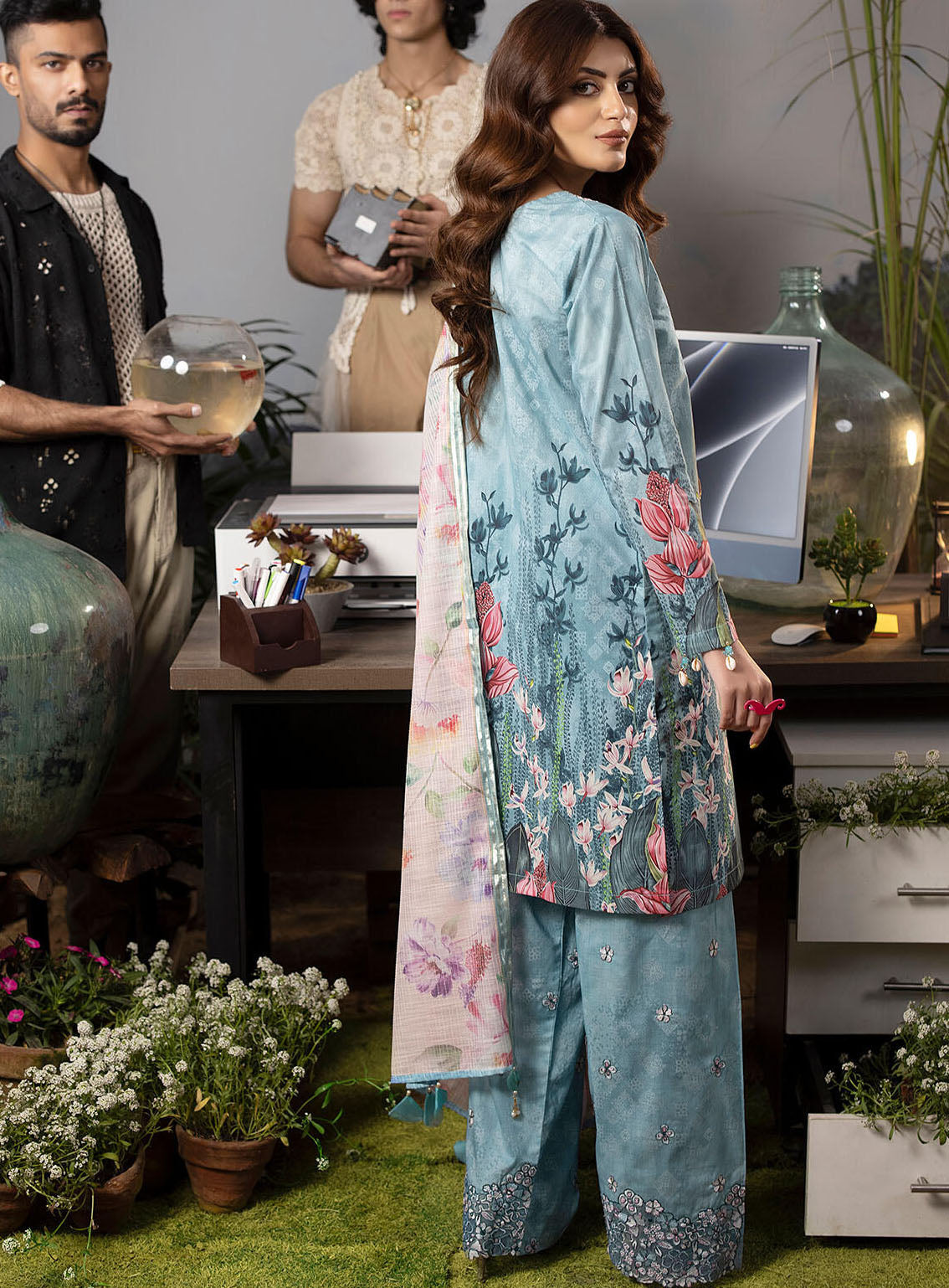 Mehr By Sahane Embroidered Lawn 3 Piece Unstitched Suit SNE24M CT-9004 ETHEREAL SPARK Mehr By Sahane Embroidered Lawn 3 Piece Unstitched Suit SNE24M CT-9004 ETHEREAL SPARK