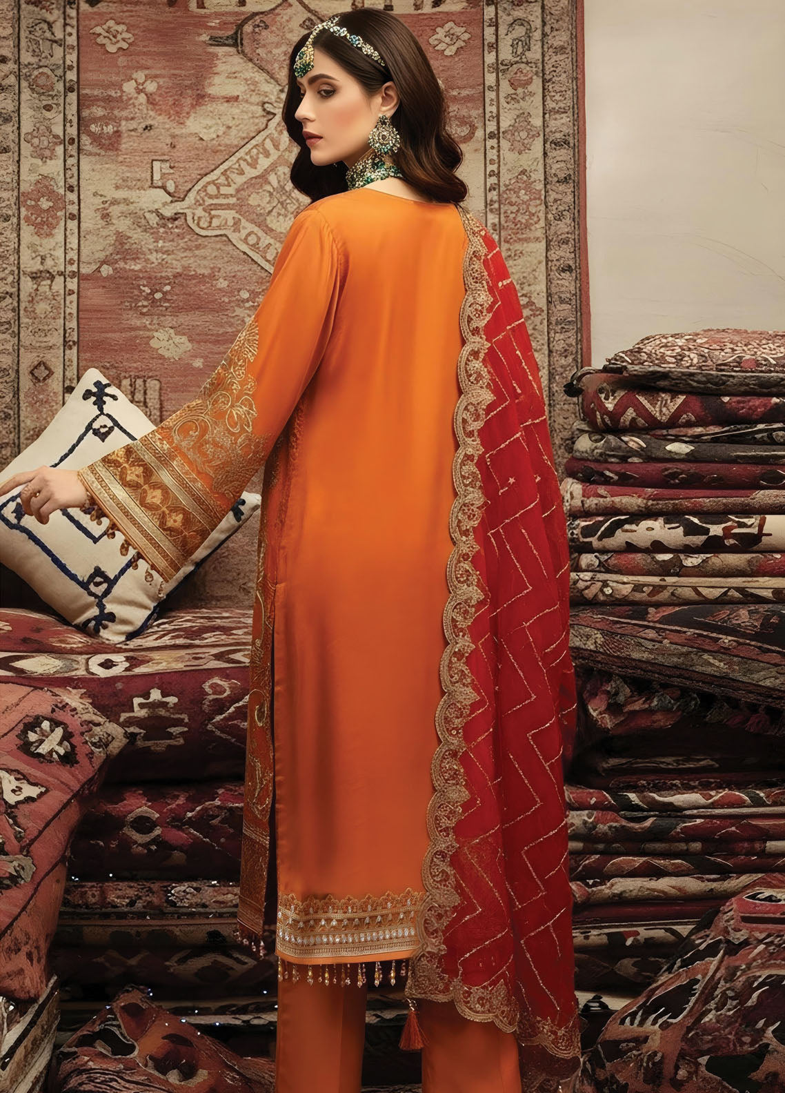 Mehr-E-Mah By Imrozia Premium Embroidered Chiffon 3 Piece Unstitched Suit IM25MMFI D-I-244 ESMARA Mehr-E-Mah By Imrozia Premium Embroidered Chiffon 3 Piece Unstitched Suit IM25MMFI D-I-244 ESMARA