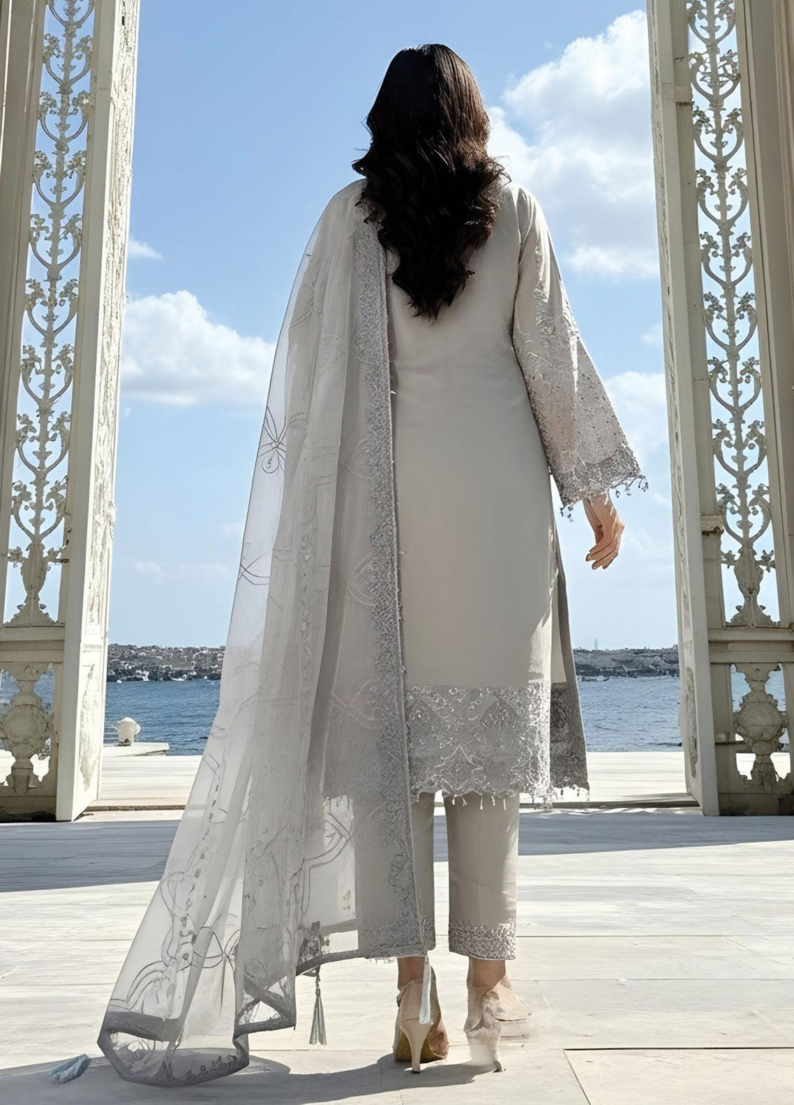 Mehr-E-Mah By Imrozia Premium Embroidered Chiffon 3 Piece Unstitched Suit IM25MMFI D-I-248 FERAY Mehr-E-Mah By Imrozia Premium Embroidered Chiffon 3 Piece Unstitched Suit IM25MMFI D-I-248 FERAY