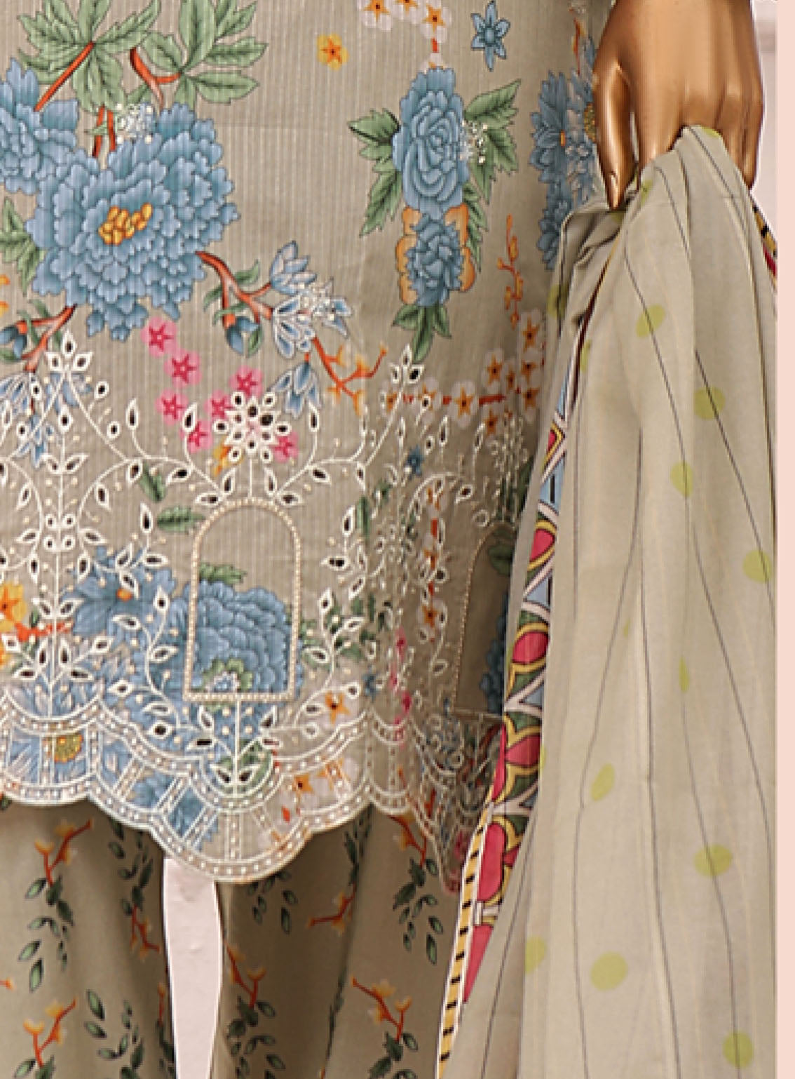 Minakari By Aifa Embroidered Lawn 3 Piece Unstitched Suit AI24M AF-BD-24306 Minakari By Aifa Embroidered Lawn 3 Piece Unstitched Suit AI24M AF-BD-24306