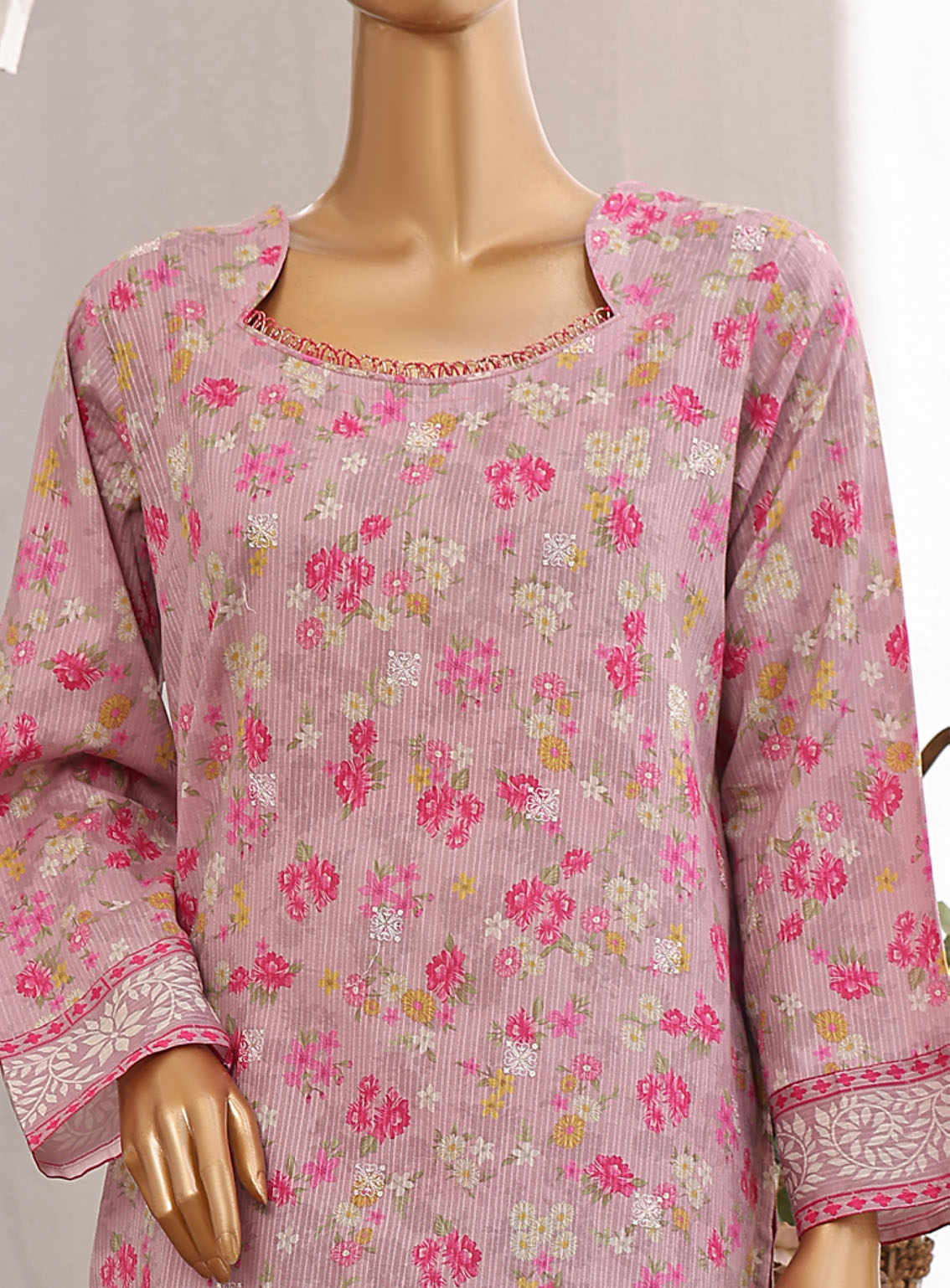 Minakari By Aifa Embroidered Lawn 3 Piece Unstitched Suit AI24M AF-BD-24312 Minakari By Aifa Embroidered Lawn 3 Piece Unstitched Suit AI24M AF-BD-24312