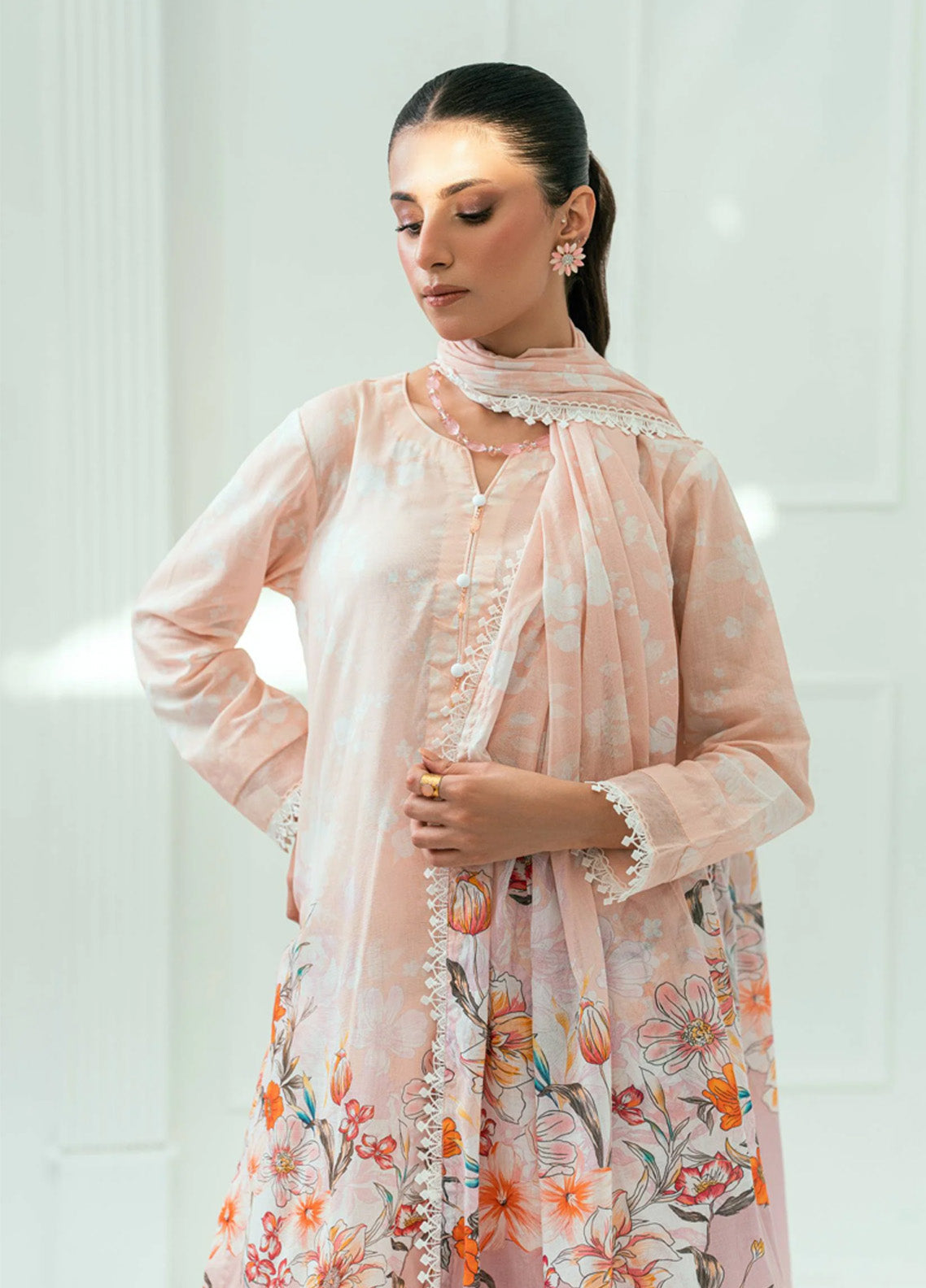 Minha By Amal Luxury Printed Lawn 3 Piece Unstitched Suit AM25MLL AM-01 Minha By Amal Luxury Printed Lawn 3 Piece Unstitched Suit AM25MLL AM-01