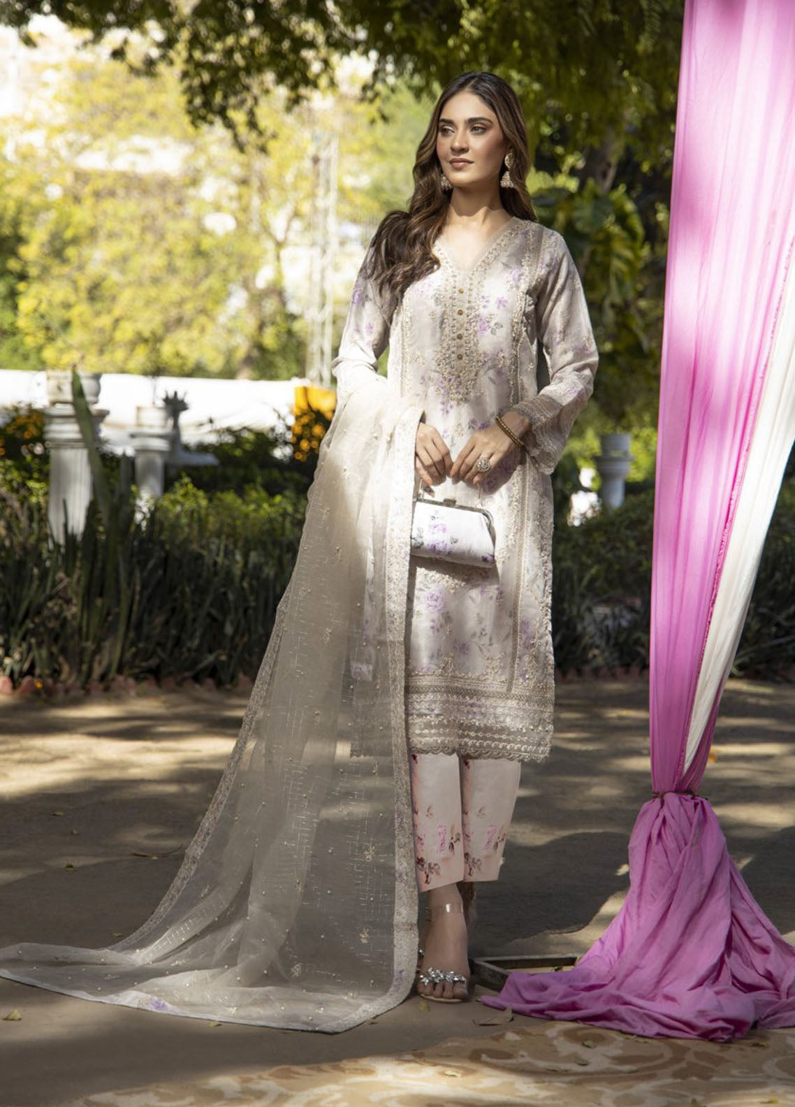 Miraas By Schick Luxury Fancy Heavy Organza 3 Piece Stitched Suit SDH24M LFHO-05 Miraas By Schick Luxury Fancy Heavy Organza 3 Piece Stitched Suit SDH24M LFHO-05