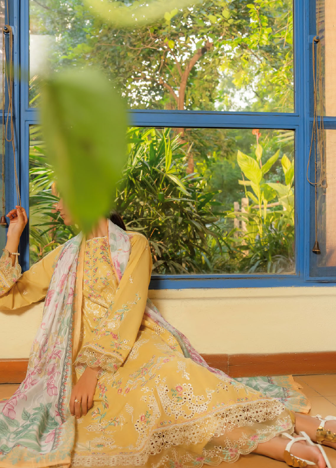 Misha By Casual Lite Pre Fall Embroidered Linen 3 Piece Stitched Suit CL25MD1 D-PF-02 Misha By Casual Lite Pre Fall Embroidered Linen 3 Piece Stitched Suit CL25MD1 D-PF-02