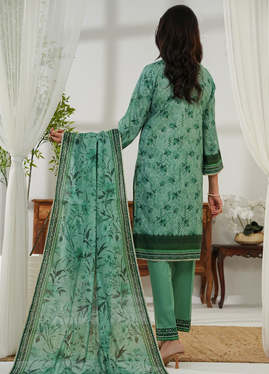 Misri By VS Textile Embroidered Lawn 3 Piece Unstitched Suit VS25EEV2 D-78 Misri By VS Textile Embroidered Lawn 3 Piece Unstitched Suit VS25EEV2 D-78
