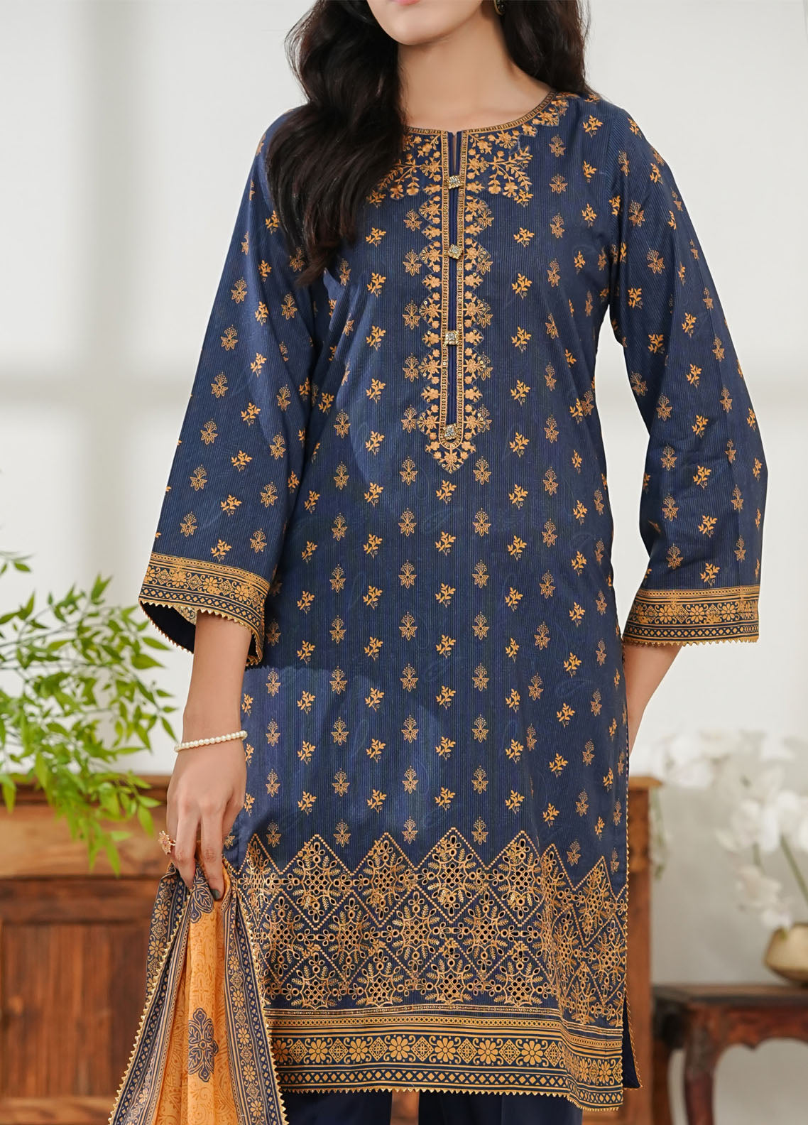 Misri By VS Textile Embroidered Lawn 3 Piece Unstitched Suit VS25EEV2 D-79 Misri By VS Textile Embroidered Lawn 3 Piece Unstitched Suit VS25EEV2 D-79