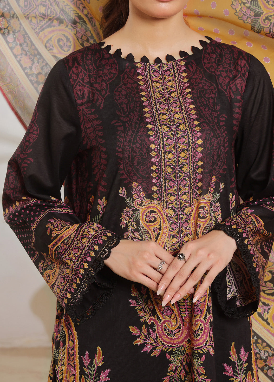 Misri By VS Textile Printed Lawn 3 Piece Unstitched Suit VS25PLV1 D-623 Misri By VS Textile Printed Lawn 3 Piece Unstitched Suit VS25PLV1 D-623