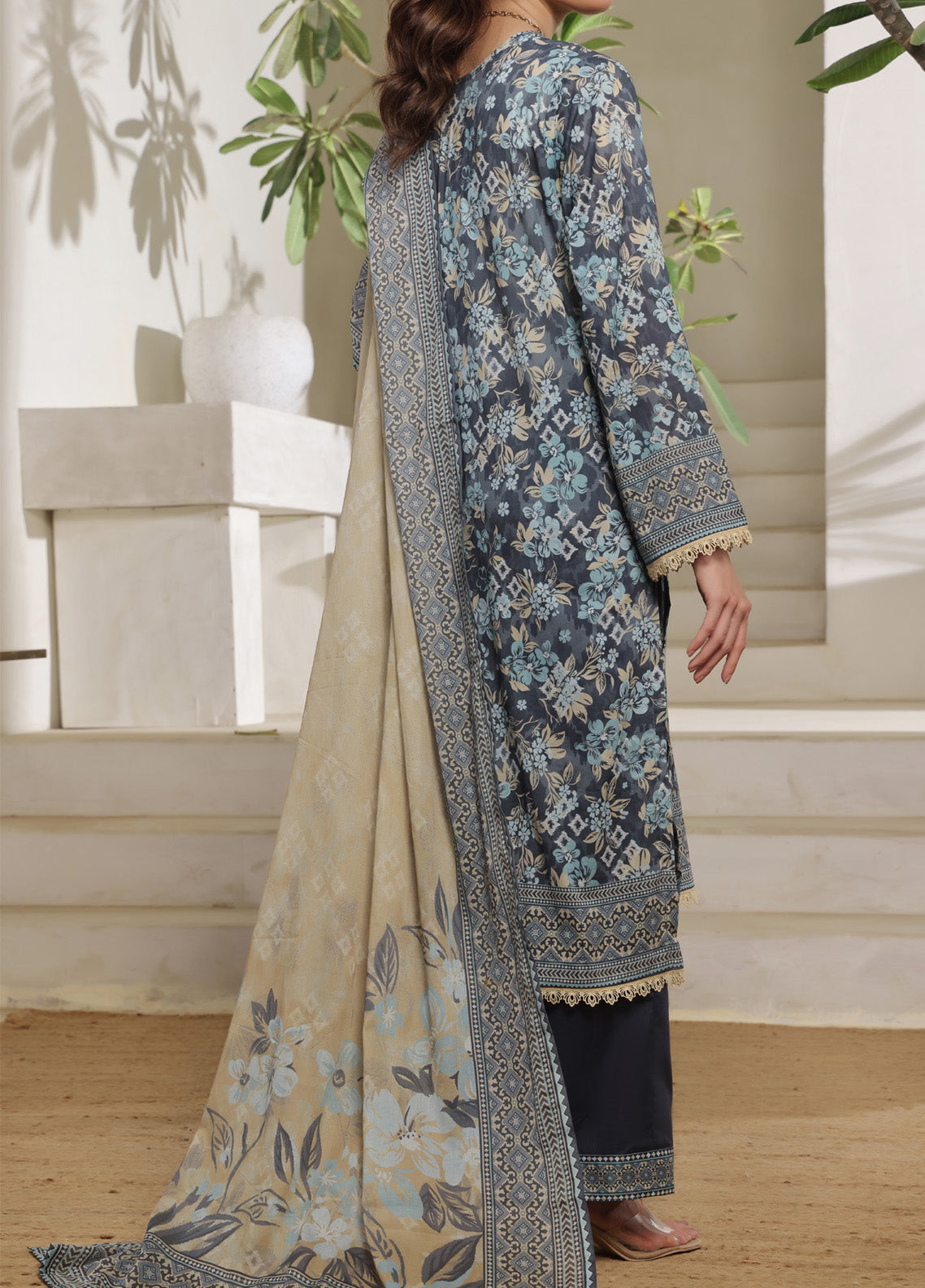Misri By VS Textile Printed Lawn 3 Piece Unstitched Suit VS25PLV1 D-624 Misri By VS Textile Printed Lawn 3 Piece Unstitched Suit VS25PLV1 D-624