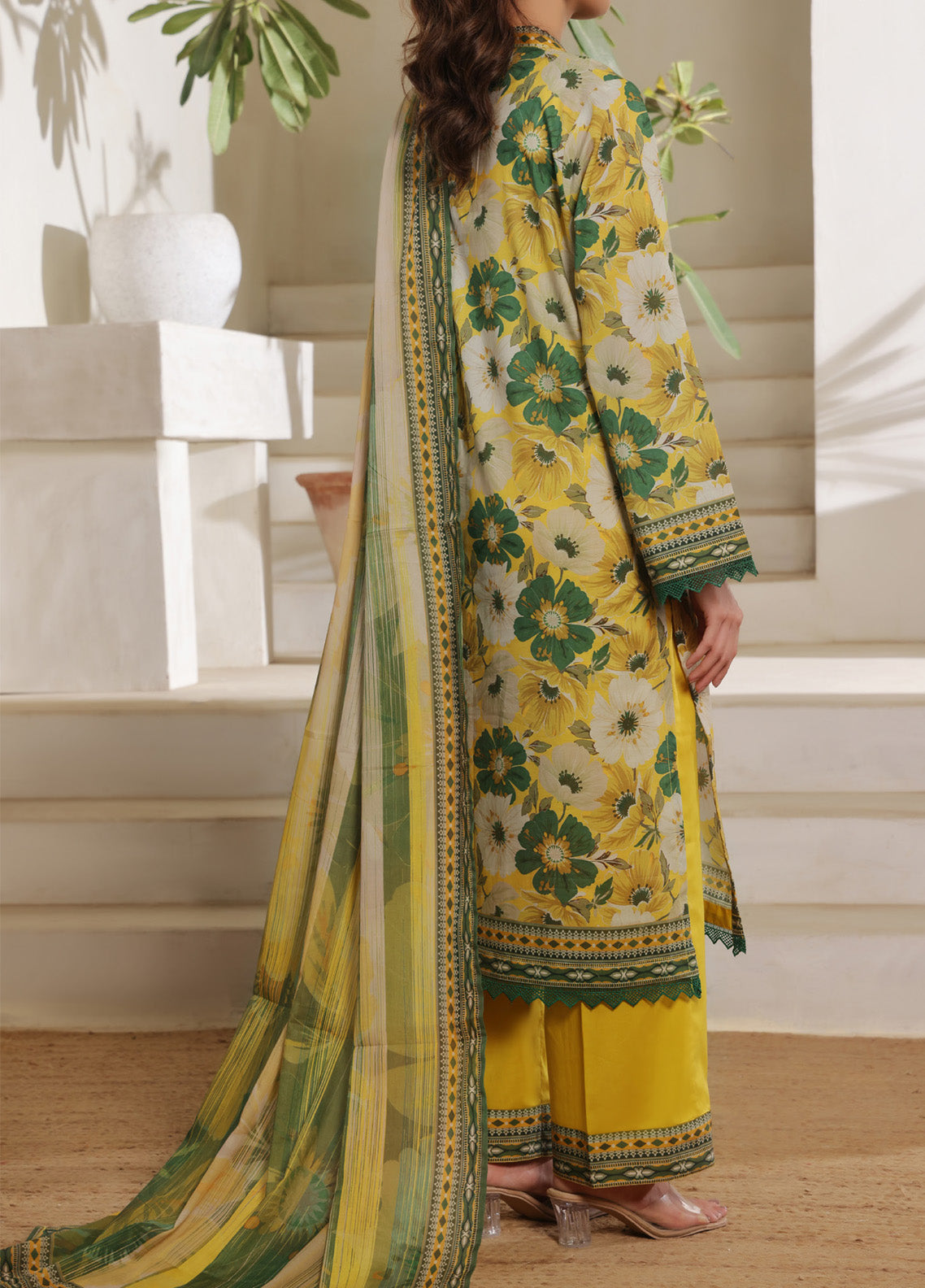 Misri By VS Textile Printed Lawn 3 Piece Unstitched Suit VS25PLV1 D-626 Misri By VS Textile Printed Lawn 3 Piece Unstitched Suit VS25PLV1 D-626