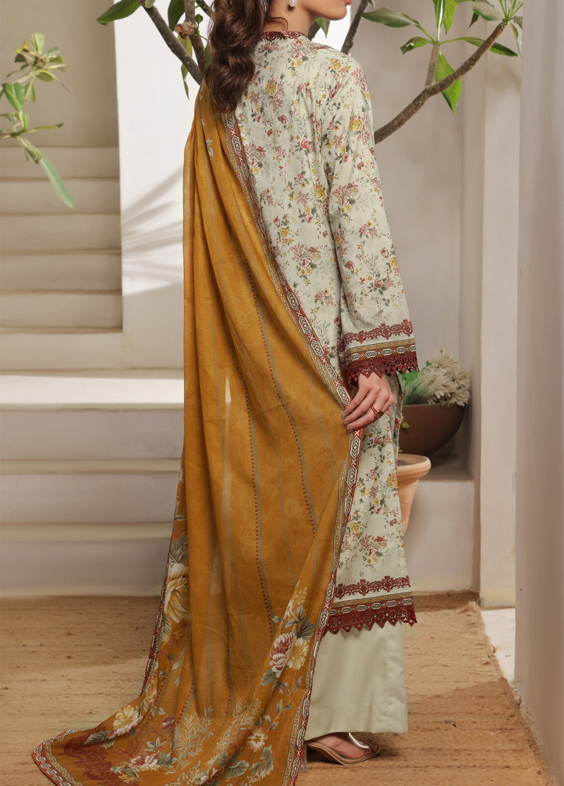Misri By VS Textile Printed Lawn 3 Piece Unstitched Suit VS25PLV1 D-629 Misri By VS Textile Printed Lawn 3 Piece Unstitched Suit VS25PLV1 D-629