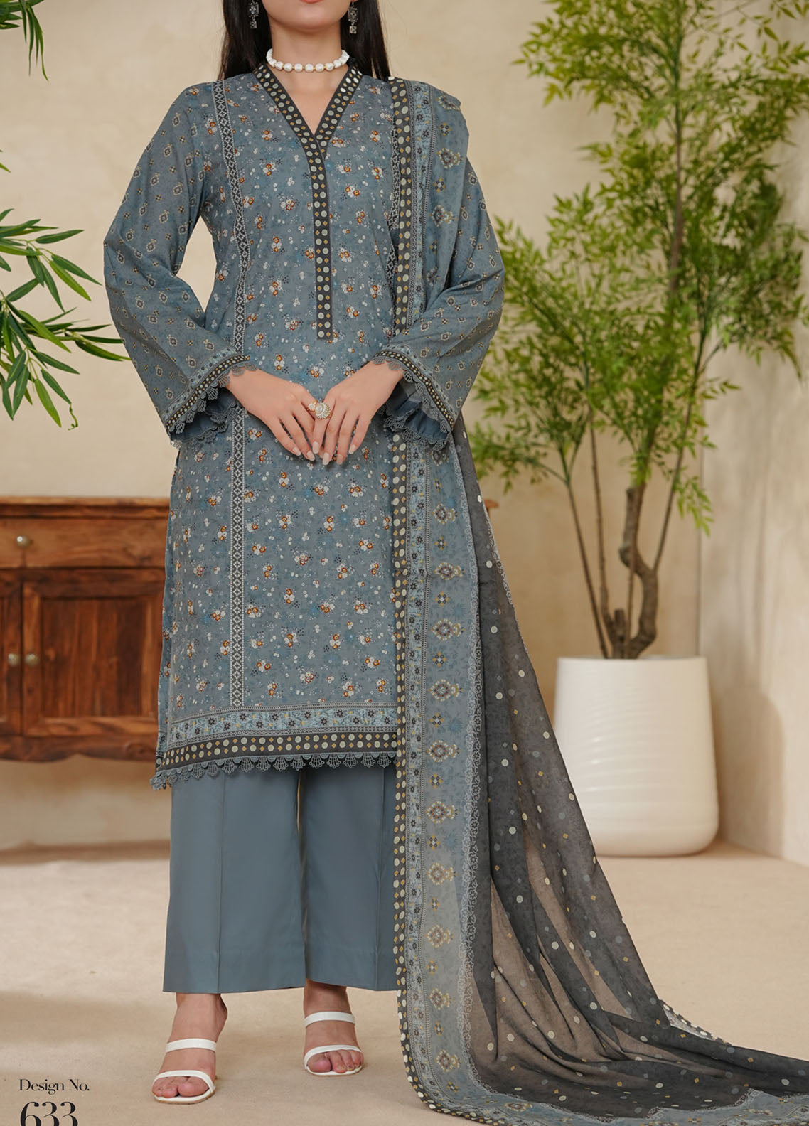 Misri By VS Textile Printed Lawn 3 Piece Unstitched Suit VS25PLV2 D-633 Misri By VS Textile Printed Lawn 3 Piece Unstitched Suit VS25PLV2 D-633