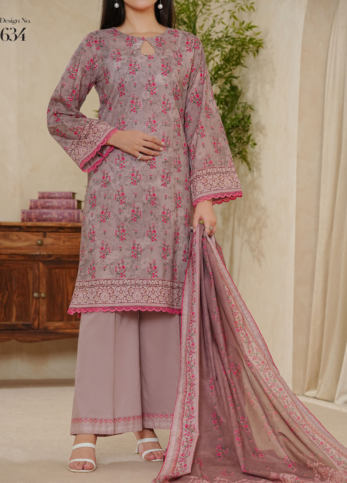 Misri By VS Textile Printed Lawn 3 Piece Unstitched Suit VS25PLV2 D-634 Misri By VS Textile Printed Lawn 3 Piece Unstitched Suit VS25PLV2 D-634