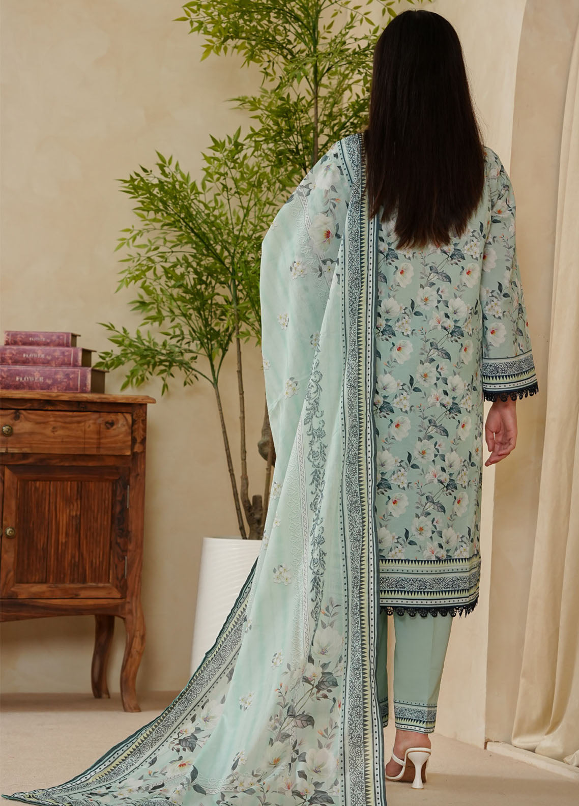 Misri By VS Textile Printed Lawn 3 Piece Unstitched Suit VS25PLV2 D-638 Misri By VS Textile Printed Lawn 3 Piece Unstitched Suit VS25PLV2 D-638