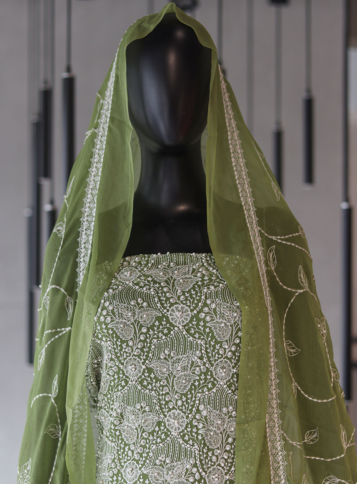 Moin Block Embroidered Chiffon 2 Piece Unstitched Suit - MBLK24EN D-03 Moin Block Embroidered Chiffon 2 Piece Unstitched Suit - MBLK24EN D-03