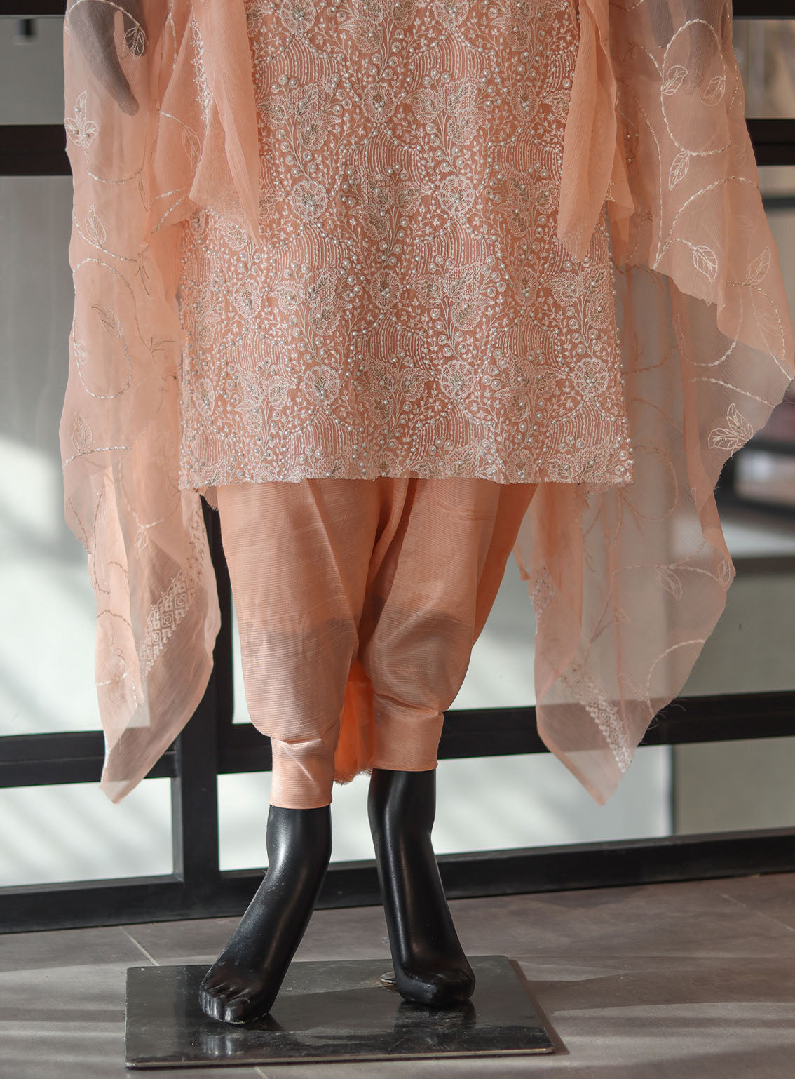Moin Block Embroidered Chiffon 2 Piece Unstitched Suit - MBLK24EN D-04 Moin Block Embroidered Chiffon 2 Piece Unstitched Suit - MBLK24EN D-04