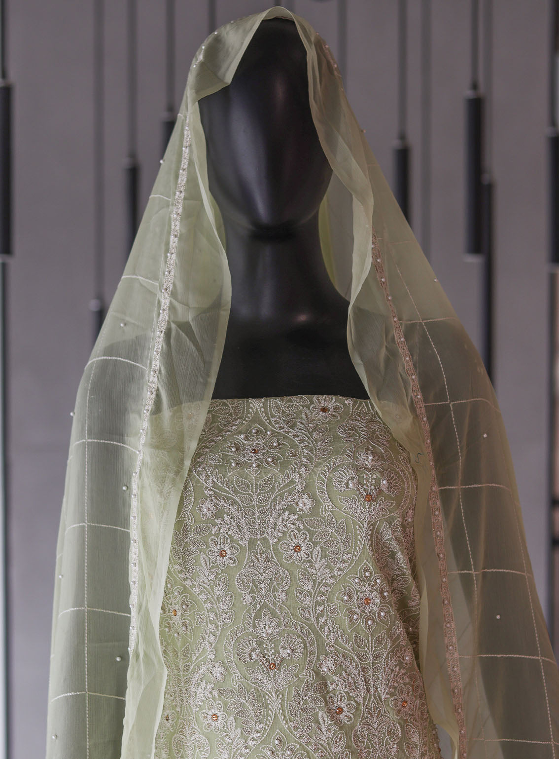Moin Block Embroidered Chiffon Resham Work 2 Piece Unstitched Suit - MBLK24ECR D-02 Moin Block Embroidered Chiffon Resham Work 2 Piece Unstitched Suit - MBLK24ECR D-02
