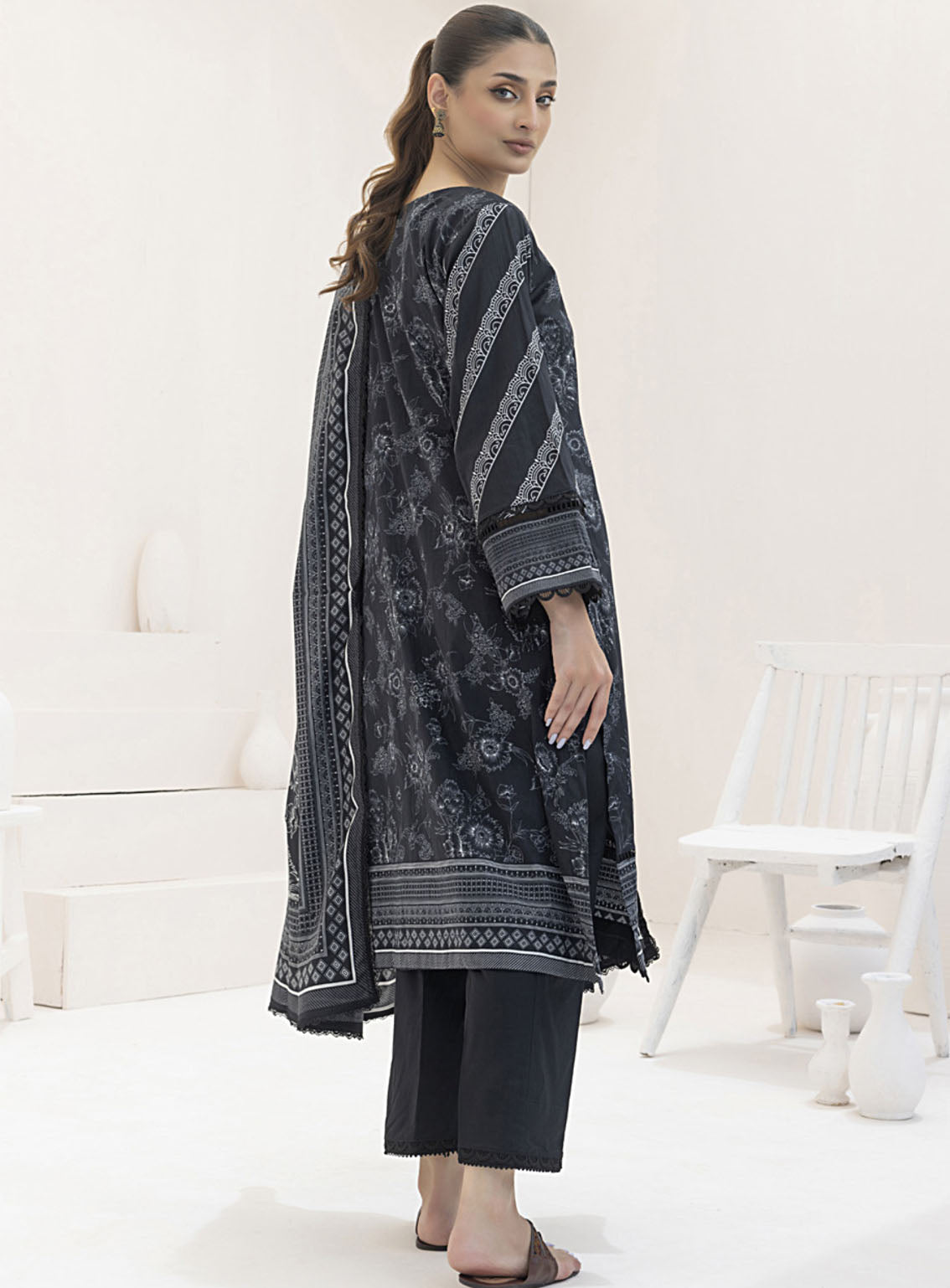 Monochrome By Alzohaib Digital Printed Lawn 3 Piece Unstitched Suit AZ24M MDL-08 Monochrome By Alzohaib Digital Printed Lawn 3 Piece Unstitched Suit AZ24M MDL-08