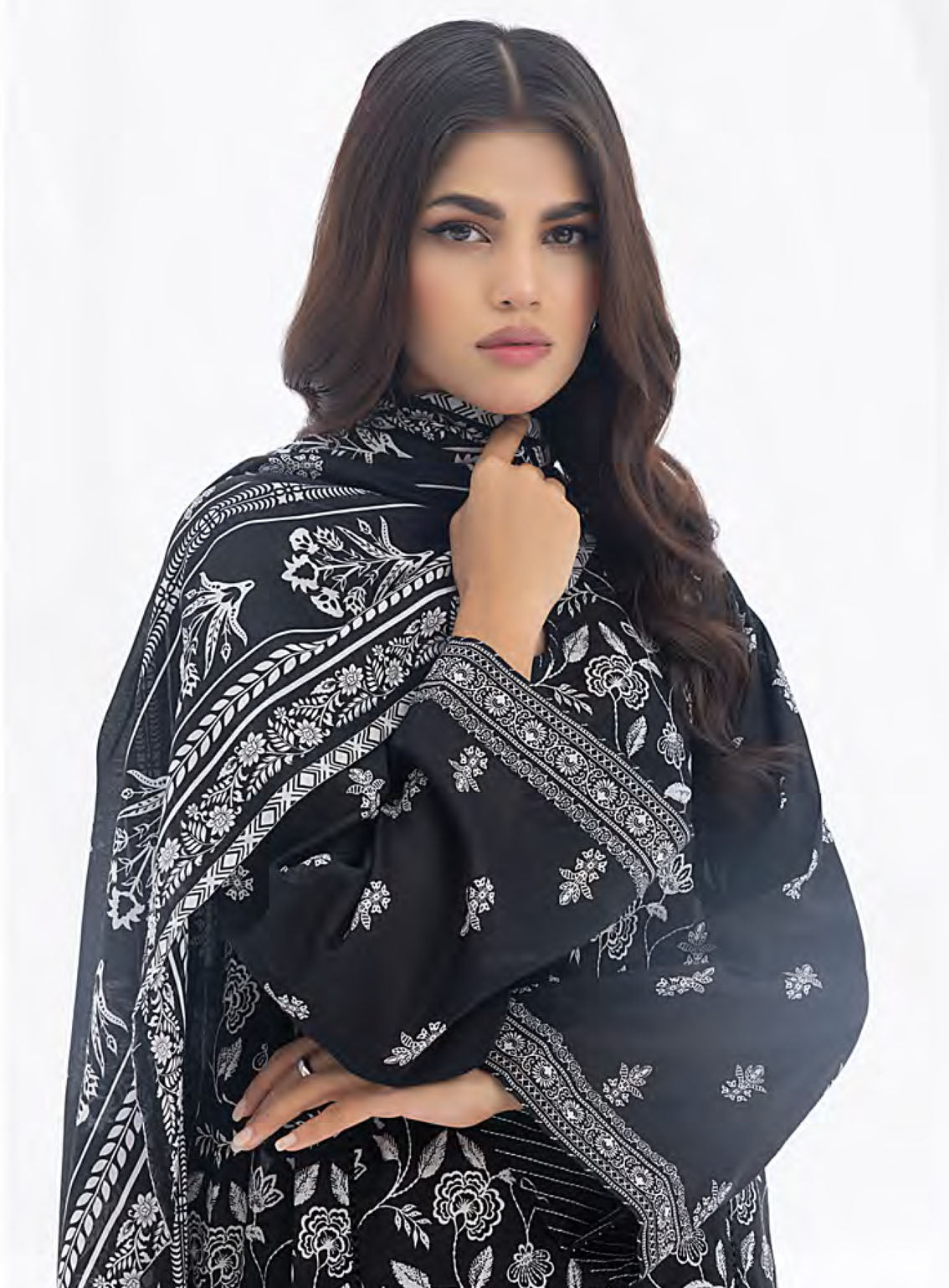 Monochrome By LSM Lakhany Printed Lawn 3 Piece Stitched Suit- LSM24ML LG-AR-0037 Monochrome By LSM Lakhany Printed Lawn 3 Piece Stitched Suit- LSM24ML LG-AR-0037
