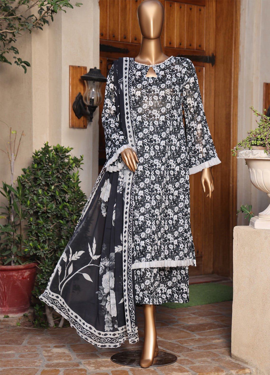 Monochrome By Schick Digital Printed Lawn 3 Piece Unstitched Suit SDH25MV12 AD-05 Monochrome By Schick Digital Printed Lawn 3 Piece Unstitched Suit SDH25MV12 AD-05