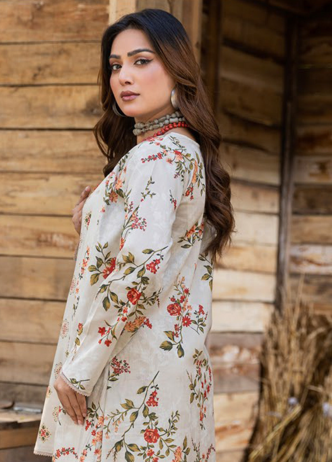 Motifz Classics Printed Lawn 2 Piece Unstitched Suit MT25C2P D-03 Motifz Classics Printed Lawn 2 Piece Unstitched Suit MT25C2P D-03