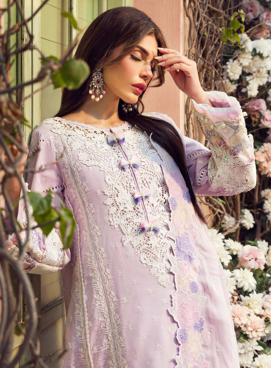 Motifz Premium Embroidered Lawn 3 Piece Unstitched Suit MT24PL MWU04421 RANIA Motifz Premium Embroidered Lawn 3 Piece Unstitched Suit MT24PL MWU04421 RANIA