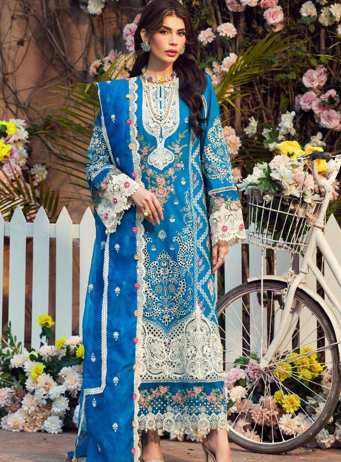 Motifz Premium Embroidered Lawn 3 Piece Unstitched Suit MT24PL MWU04424 GUL-E-RANA Motifz Premium Embroidered Lawn 3 Piece Unstitched Suit MT24PL MWU04424 GUL-E-RANA
