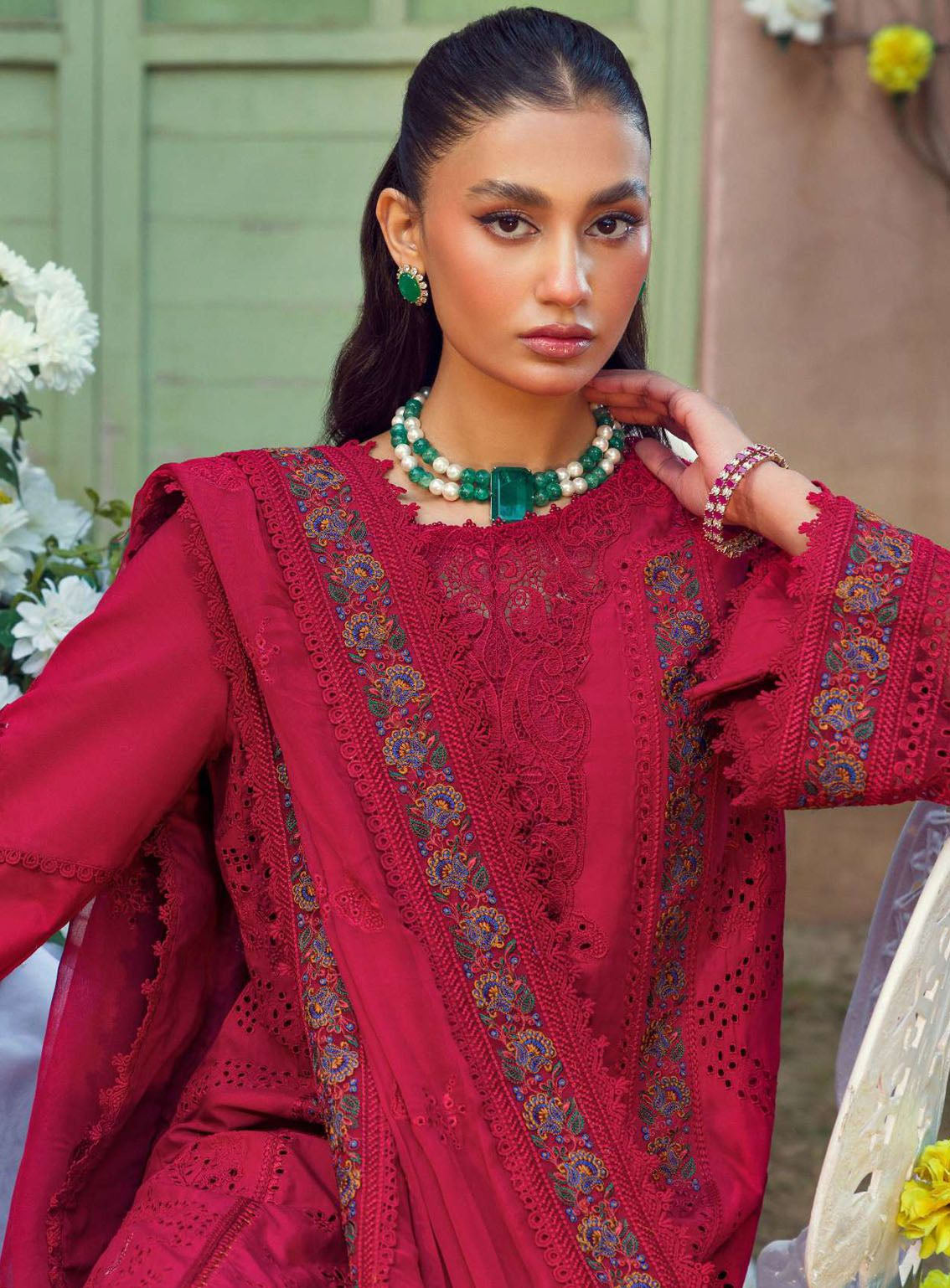 Motifz Premium Embroidered Lawn 3 Piece Unstitched Suit MT24PL MWU04425 ZOHRA JABEEN Motifz Premium Embroidered Lawn 3 Piece Unstitched Suit MT24PL MWU04425 ZOHRA JABEEN