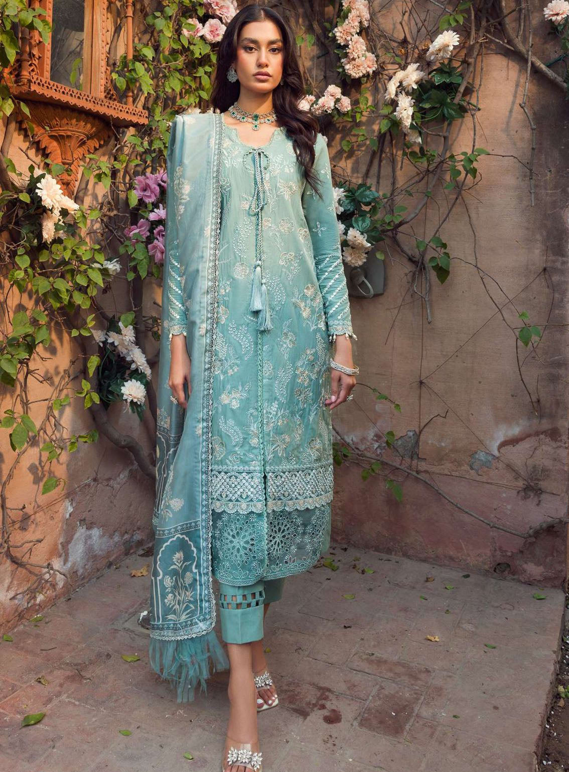 Motifz Premium Embroidered Lawn 3 Piece Unstitched Suit MT24PL MWU04429 TALIYA Motifz Premium Embroidered Lawn 3 Piece Unstitched Suit MT24PL MWU04429 TALIYA