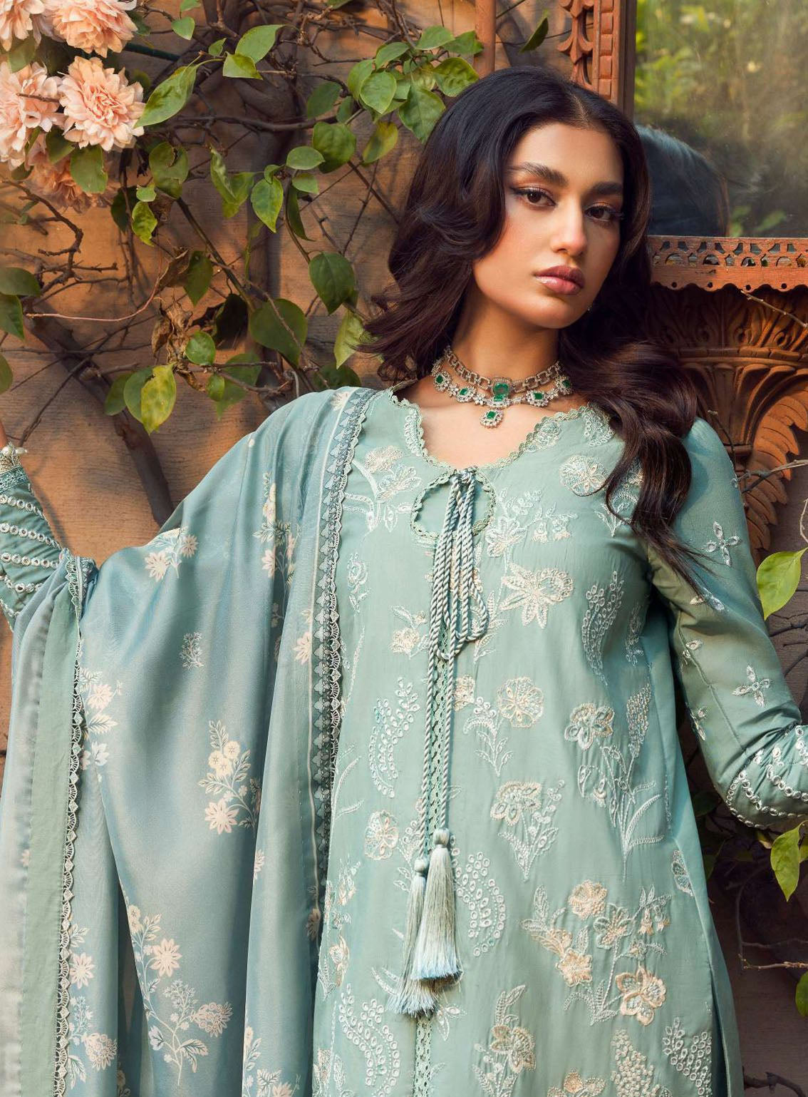 Motifz Premium Embroidered Lawn 3 Piece Unstitched Suit MT24PL MWU04429 TALIYA Motifz Premium Embroidered Lawn 3 Piece Unstitched Suit MT24PL MWU04429 TALIYA