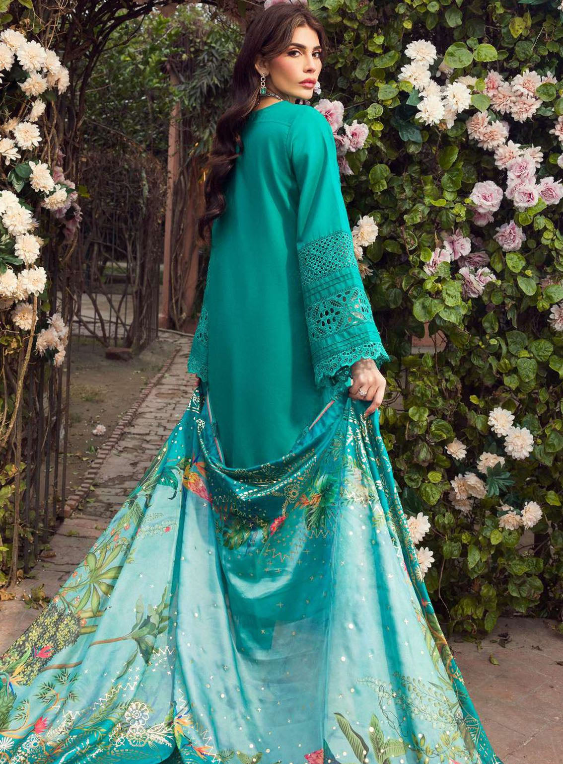 Motifz Premium Embroidered Lawn 3 Piece Unstitched Suit MT24PL MWU04430 SANOBAR Motifz Premium Embroidered Lawn 3 Piece Unstitched Suit MT24PL MWU04430 SANOBAR