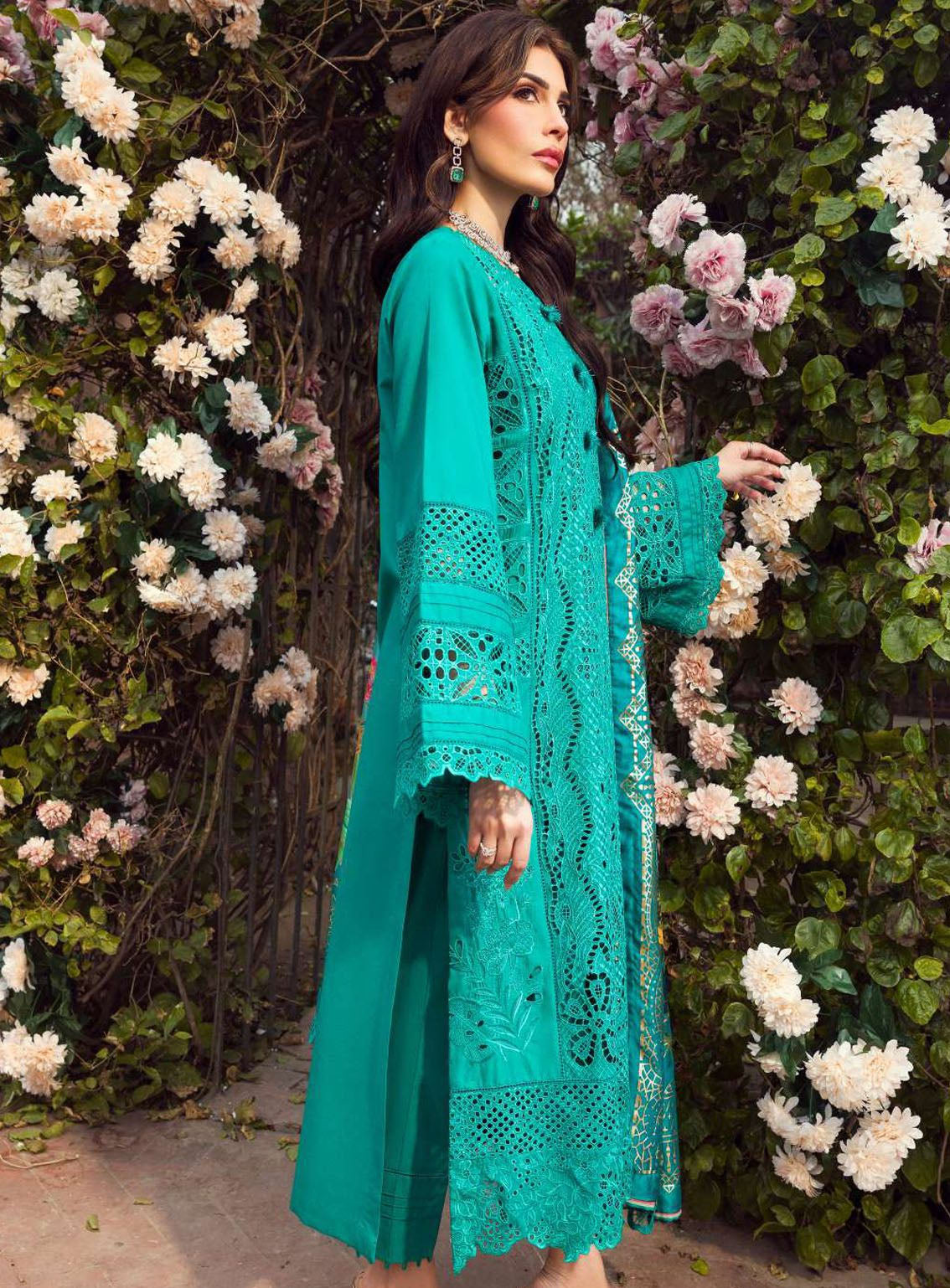 Motifz Premium Embroidered Lawn 3 Piece Unstitched Suit MT24PL MWU04430 SANOBAR Motifz Premium Embroidered Lawn 3 Piece Unstitched Suit MT24PL MWU04430 SANOBAR