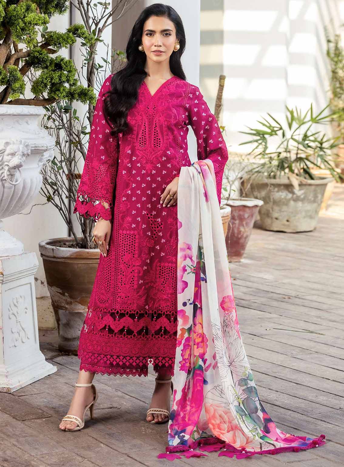 Motifz Premium Luxury Embroidered Lawn 3 Piece Unstitched Suit MT25PLELD2 D-5311 LIANA Motifz Premium Luxury Embroidered Lawn 3 Piece Unstitched Suit MT25PLELD2 D-5311 LIANA
