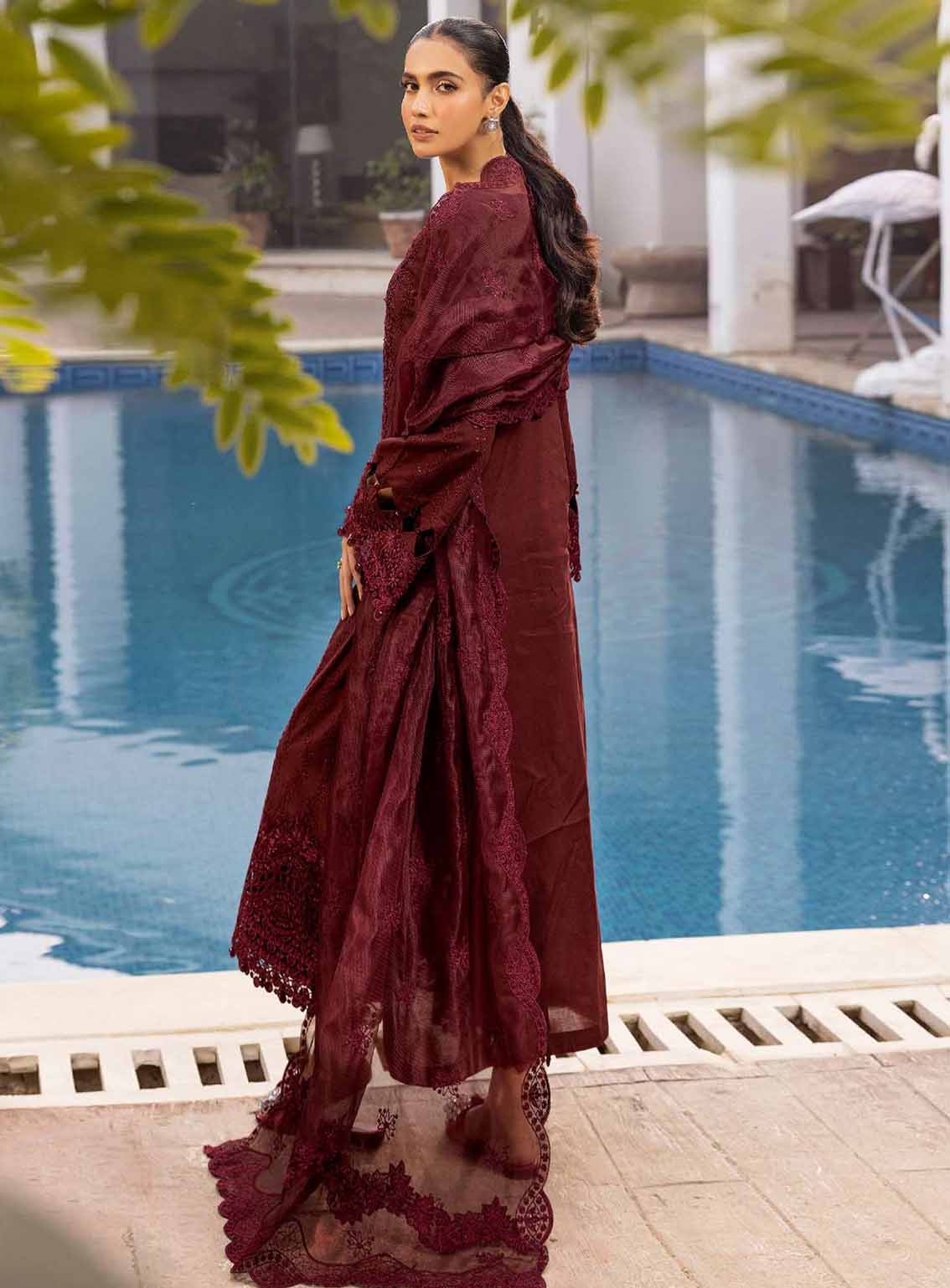 Motifz Premium Luxury Embroidered Lawn 3 Piece Unstitched Suit MT25PLELD2 D-5313 SABINE Motifz Premium Luxury Embroidered Lawn 3 Piece Unstitched Suit MT25PLELD2 D-5313 SABINE