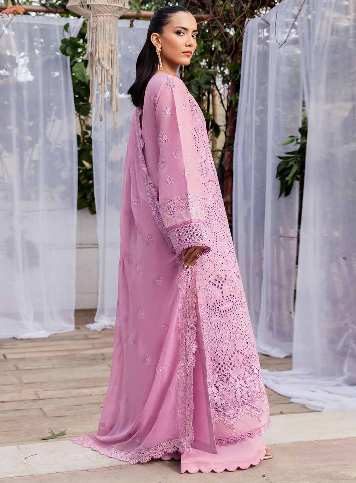 Motifz Premium Luxury Embroidered Lawn 3 Piece Unstitched Suit MT25PLELD2 D-5321 CIEL Motifz Premium Luxury Embroidered Lawn 3 Piece Unstitched Suit MT25PLELD2 D-5321 CIEL