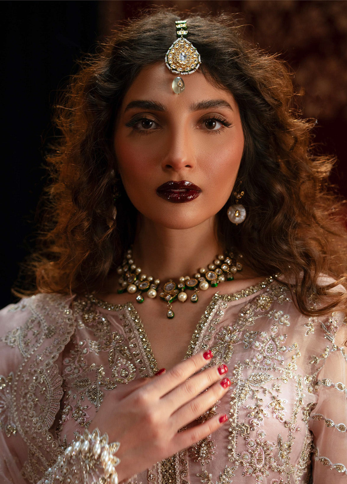 Mughal Raniyaan By Zevk Embroidered Lawn 3 Piece Unstitched Suit ZBP25MR NUR JAHAN BEGUM Mughal Raniyaan By Zevk Embroidered Lawn 3 Piece Unstitched Suit ZBP25MR NUR JAHAN BEGUM