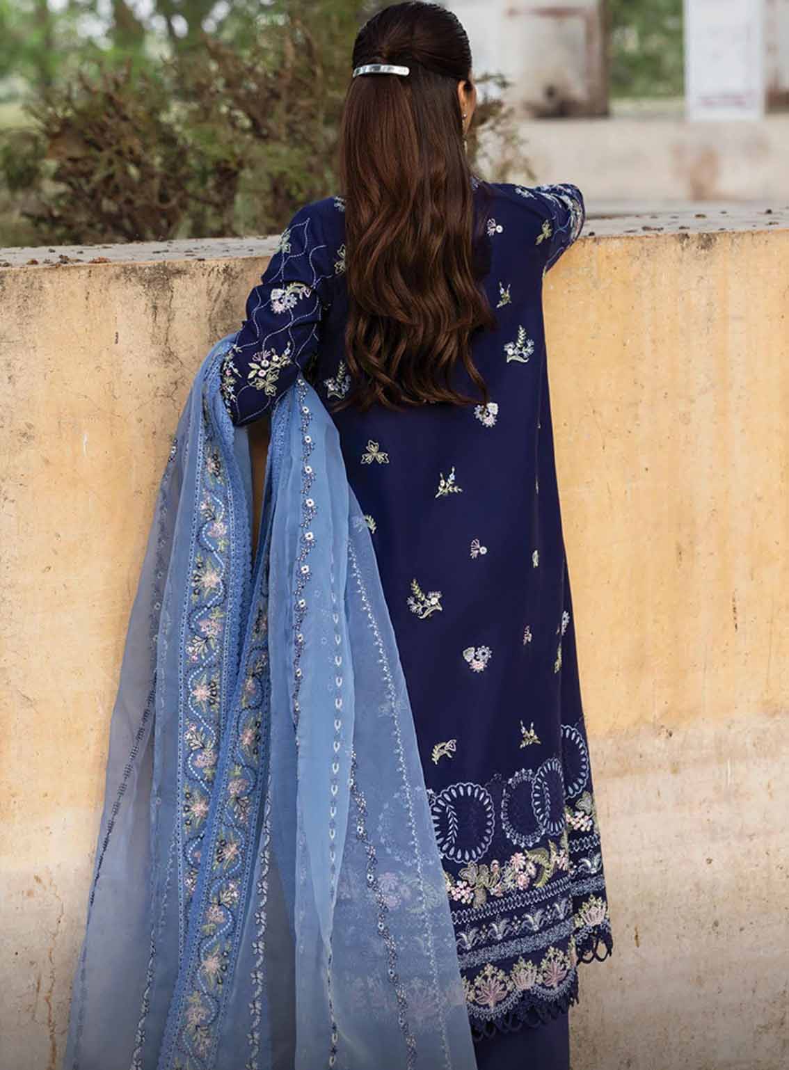 Mulaqaat By Afrozeh Embroidered Lawn 3 Piece Unstitched Suit AF25MFL D-06 SHIDDAT Mulaqaat By Afrozeh Embroidered Lawn 3 Piece Unstitched Suit AF25MFL D-06 SHIDDAT