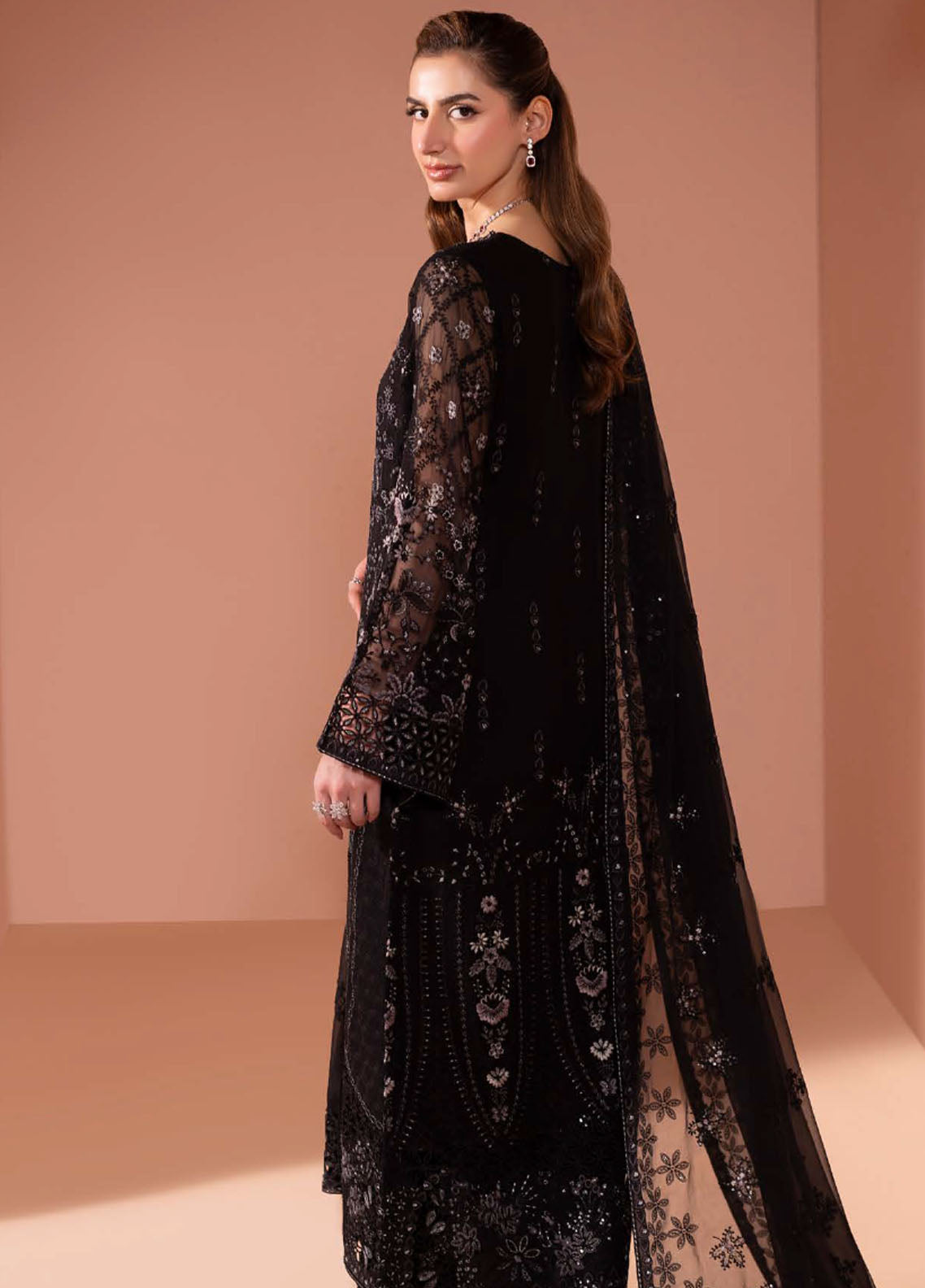 Murawwat By Lavish Premium Luxury Embroidered Chiffon 3 Piece Unstitched Suit LP25MLC D-02 MIDNIGHT LUXE Murawwat By Lavish Premium Luxury Embroidered Chiffon 3 Piece Unstitched Suit LP25MLC D-02 MIDNIGHT LUXE