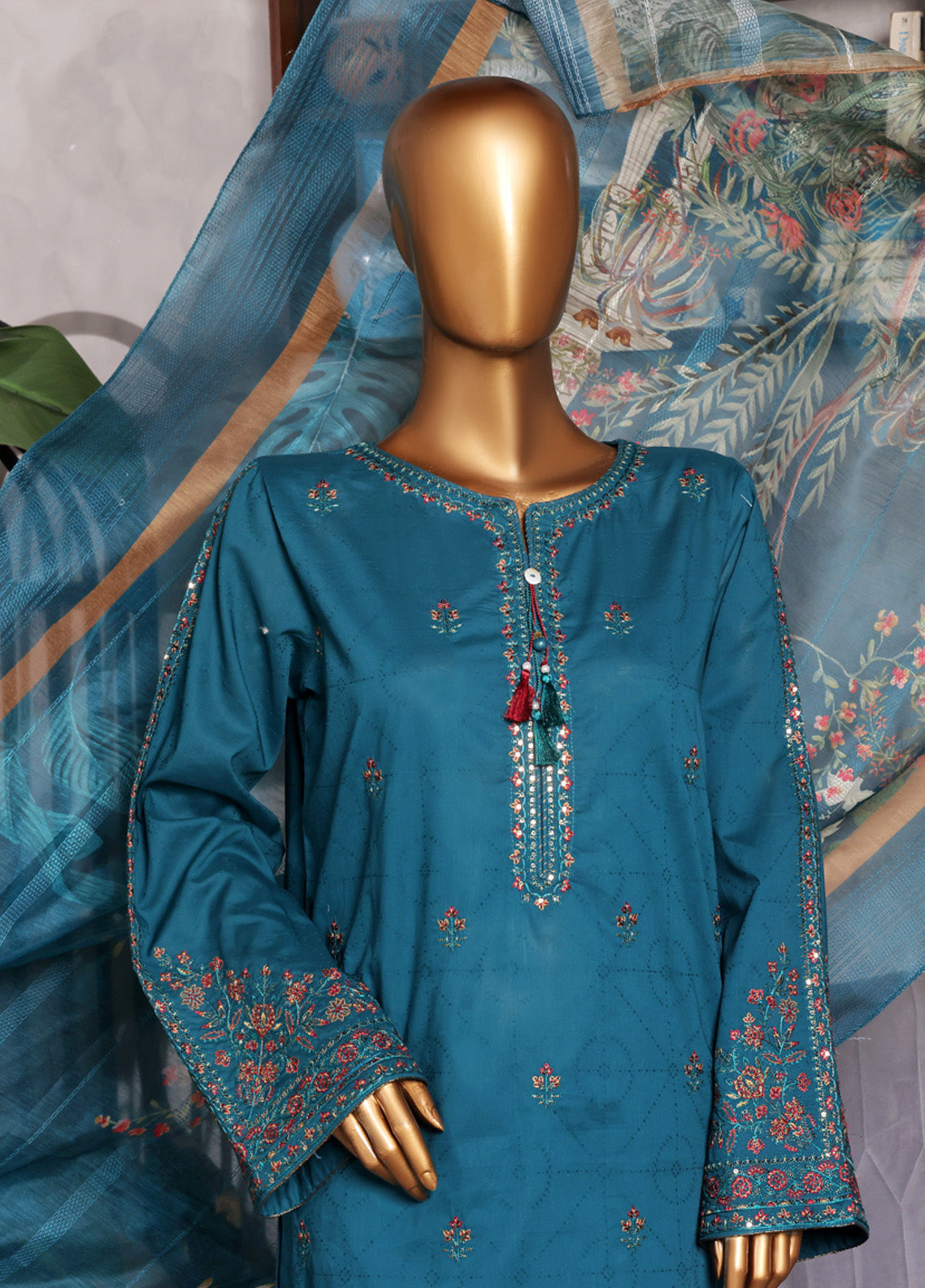 Muse By HZ Textile Embroidered Cotton Self Jacquard 3 Piece Stitched Suit HZ25MCSV2 SSJ-2503-T Muse By HZ Textile Embroidered Cotton Self Jacquard 3 Piece Stitched Suit HZ25MCSV2 SSJ-2503-T