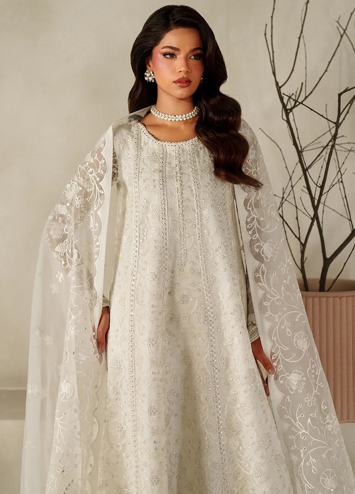 Muse Thread By Zarif Festive Embroidered Organza 3 Piece Unstitched Suit ZF25MT D-MT-03 SAHIL Muse Thread By Zarif Festive Embroidered Organza 3 Piece Unstitched Suit ZF25MT D-MT-03 SAHIL
