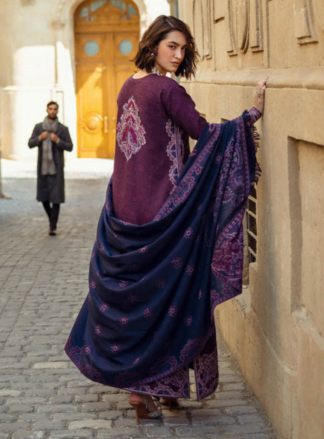 Mushq Broadway Embroidered Jacquard 3 Piece Unstitched Suit MQ24BW ENDLESS PASSION Mushq Broadway Embroidered Jacquard 3 Piece Unstitched Suit MQ24BW ENDLESS PASSION
