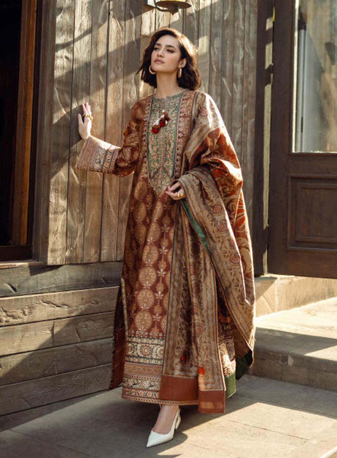Mushq Broadway Embroidered Jacquard 3 Piece Unstitched Suit MQ24BW ETERNAL PROMISE Mushq Broadway Embroidered Jacquard 3 Piece Unstitched Suit MQ24BW ETERNAL PROMISE