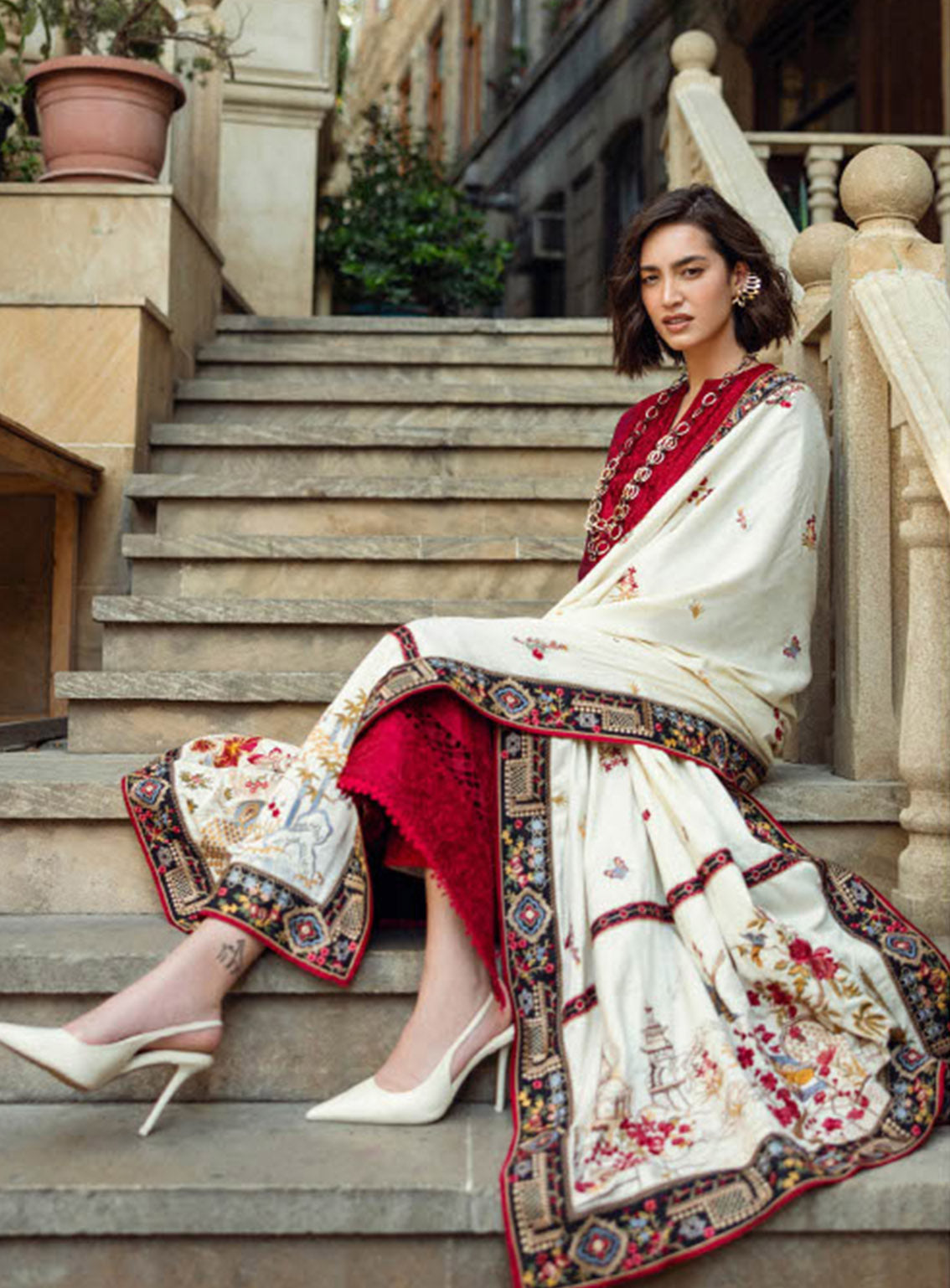 Mushq Broadway Embroidered Jacquard 3 Piece Unstitched Suit MQ24BW FLYING KISS Mushq Broadway Embroidered Jacquard 3 Piece Unstitched Suit MQ24BW FLYING KISS