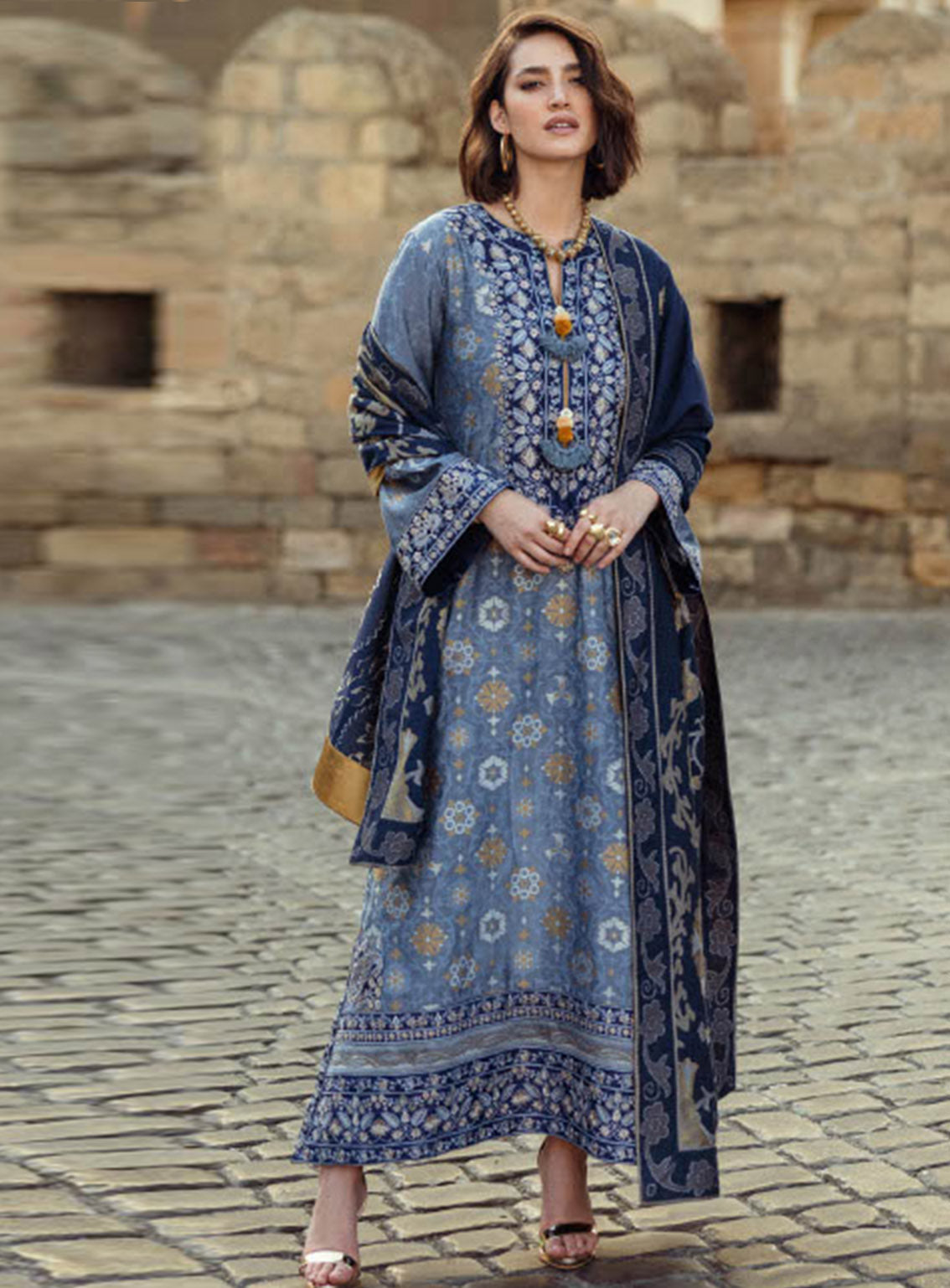 Mushq Broadway Embroidered Jacquard 3 Piece Unstitched Suit MQ24BW TENDER GLANCE Mushq Broadway Embroidered Jacquard 3 Piece Unstitched Suit MQ24BW TENDER GLANCE