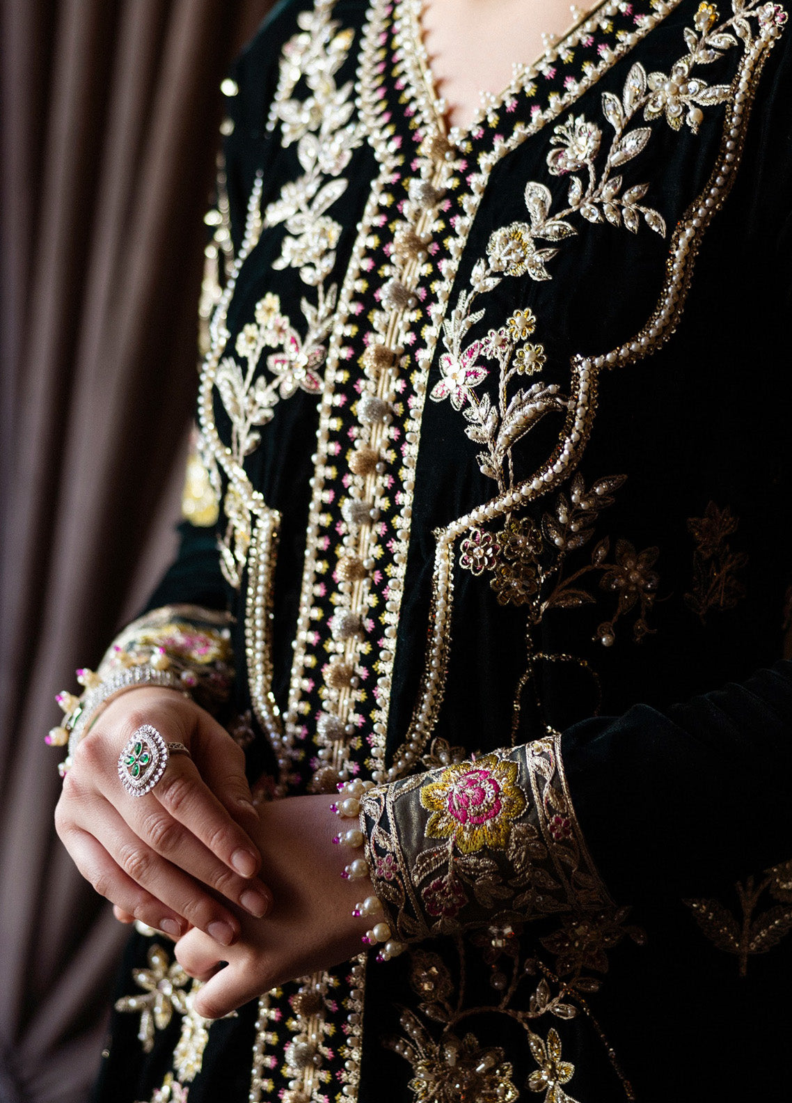 Mushq Deja Vu Embroidered Velvet 3 Piece Unstitched Suit MQ24DUV D-03 NOSTALGIC SHADOWS Mushq Deja Vu Embroidered Velvet 3 Piece Unstitched Suit MQ24DUV D-03 NOSTALGIC SHADOWS