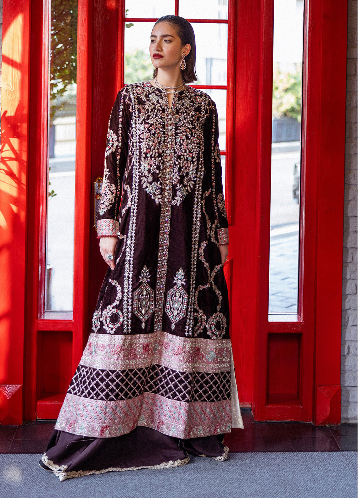 Mushq Deja Vu Embroidered Velvet 3 Piece Unstitched Suit MQ24DUV D-06 ECHOING DREAMS Mushq Deja Vu Embroidered Velvet 3 Piece Unstitched Suit MQ24DUV D-06 ECHOING DREAMS