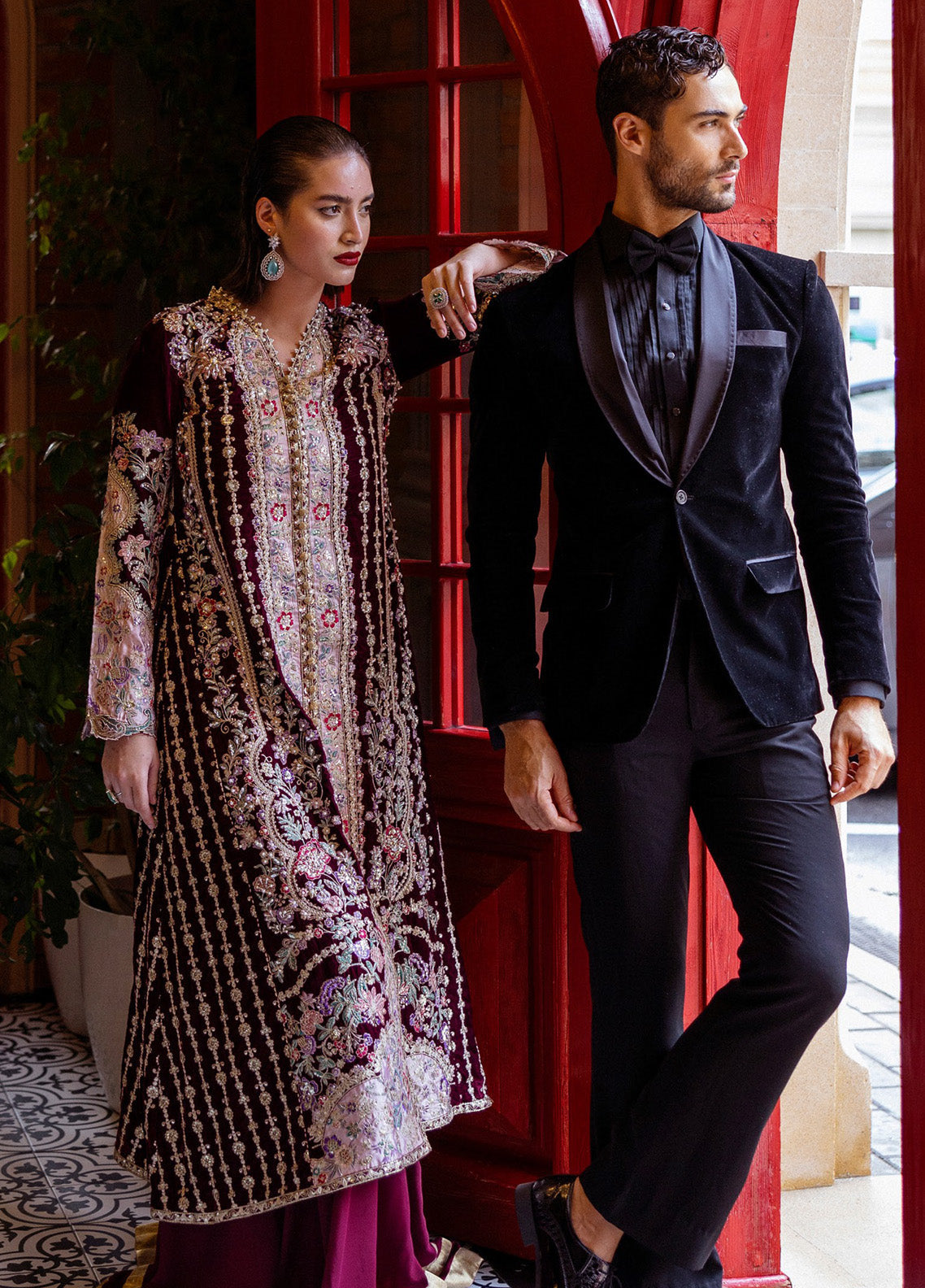 Mushq Deja Vu Embroidered Velvet 3 Piece Unstitched Suit MQ24DUV D-08 SENTIMENTAL JOURNEY Mushq Deja Vu Embroidered Velvet 3 Piece Unstitched Suit MQ24DUV D-08 SENTIMENTAL JOURNEY
