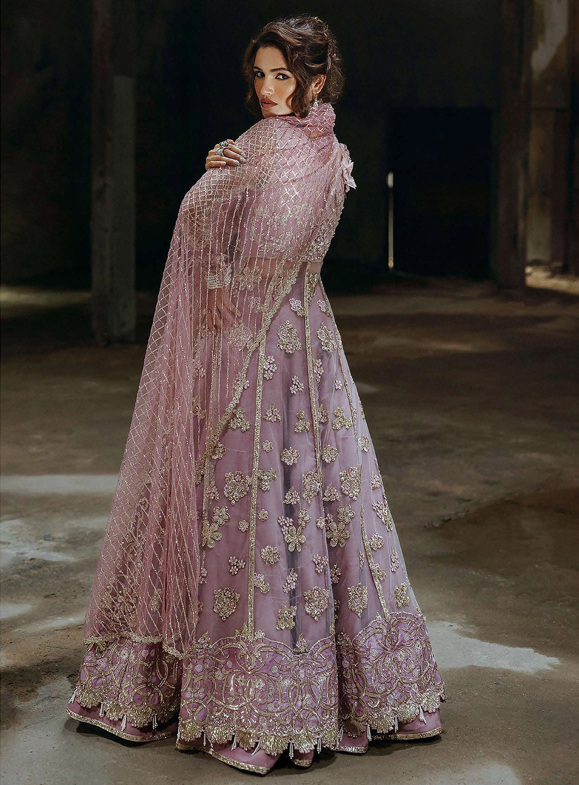 Mushq Stardust Exclusive Wedding Embroidered Net 3 Piece Unstitched Suit MQ24SW D-05 SPOTLIGHT DREAMER Mushq Stardust Exclusive Wedding Embroidered Net 3 Piece Unstitched Suit MQ24SW D-05 SPOTLIGHT DREAMER