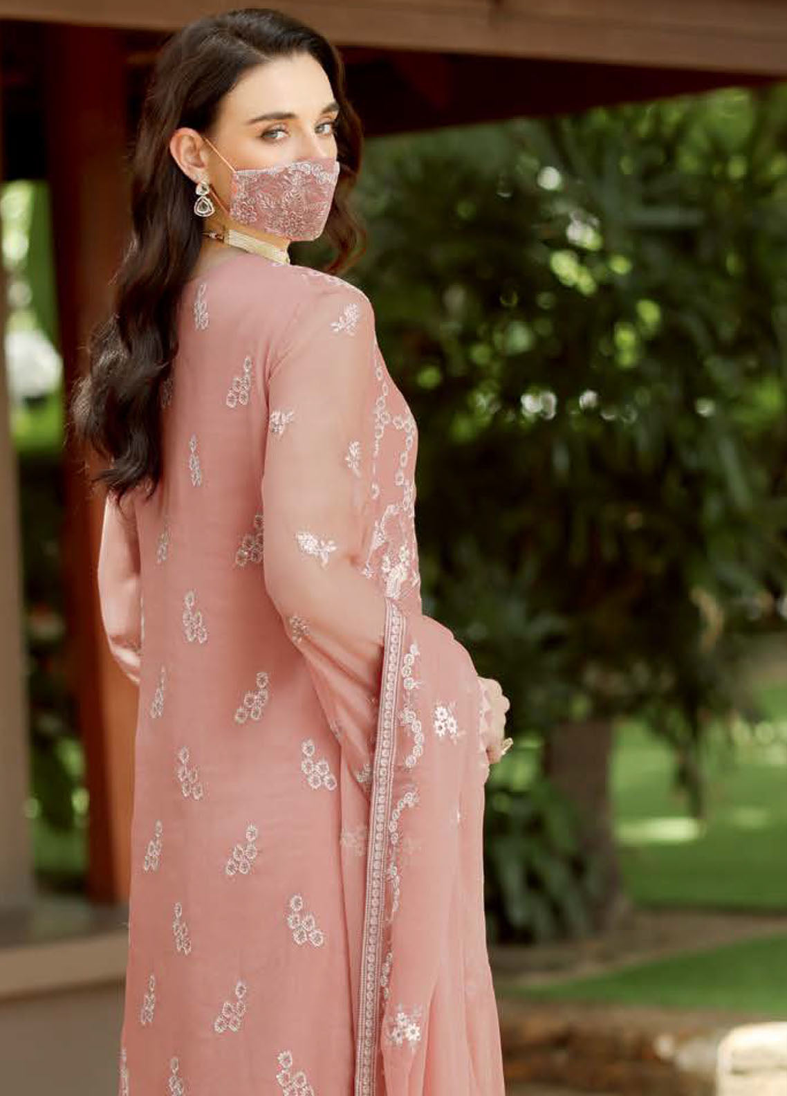 Naayab By Flossie Kuch Khas Embroidered Chiffon 3 Piece Unstitched Suit FL25NV1 D-K-102 Naayab By Flossie Kuch Khas Embroidered Chiffon 3 Piece Unstitched Suit FL25NV1 D-K-102