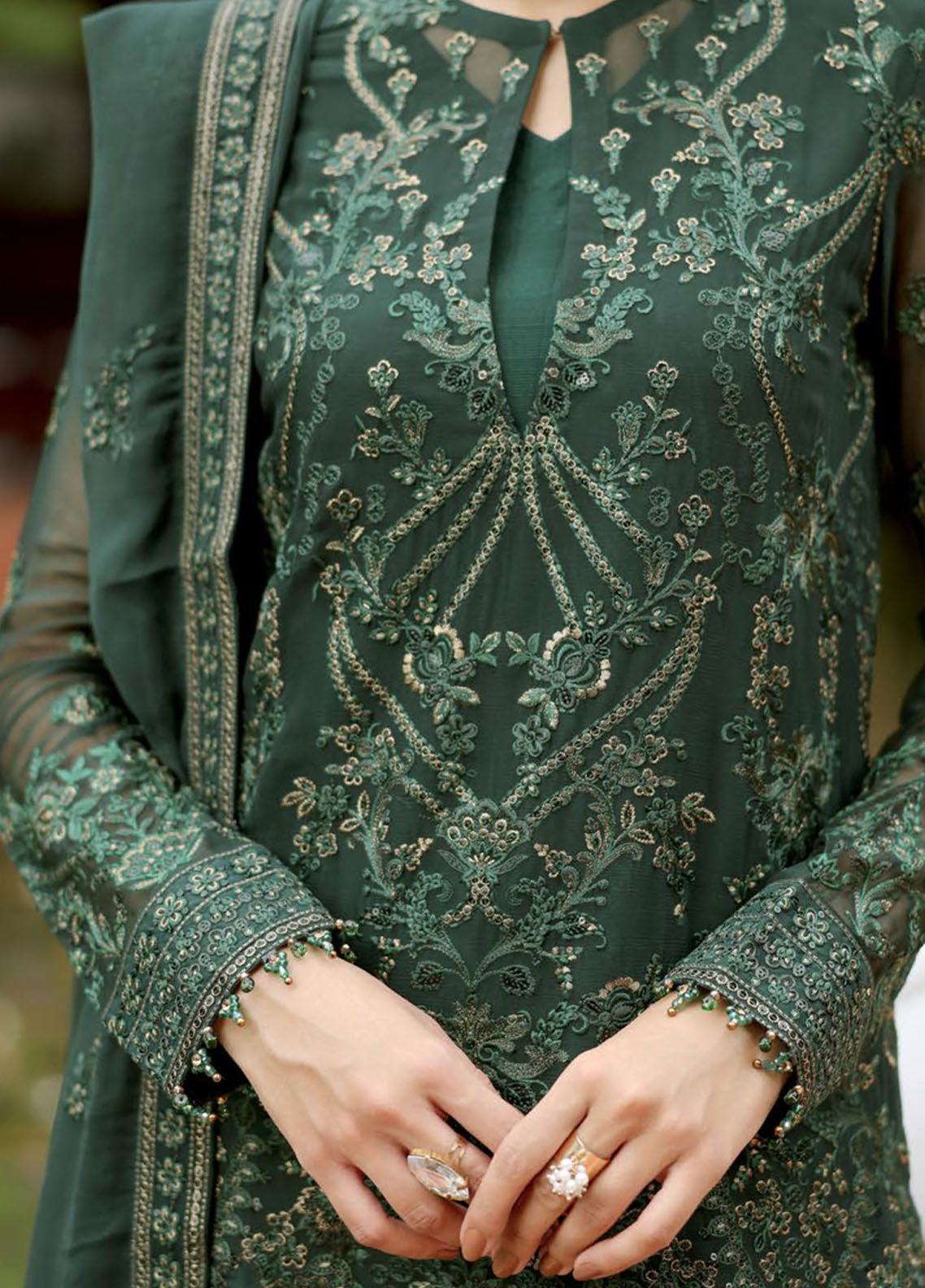 Naayab By Flossie Kuch Khas Embroidered Chiffon 3 Piece Unstitched Suit FL25NV1 D-K-106 Naayab By Flossie Kuch Khas Embroidered Chiffon 3 Piece Unstitched Suit FL25NV1 D-K-106